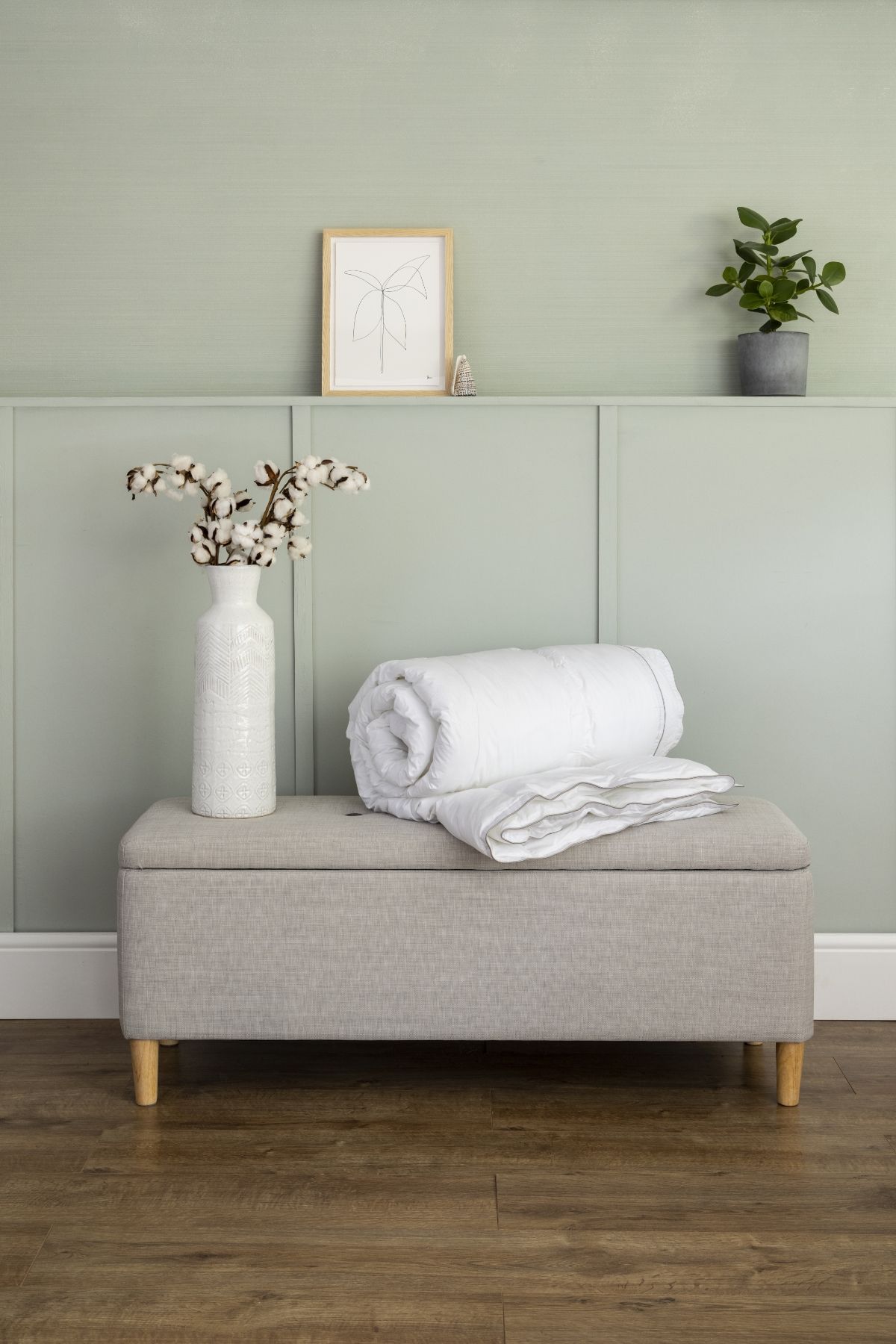 Soak&Sleep 3 Tog Soft As Down Microfibre Duvet in White