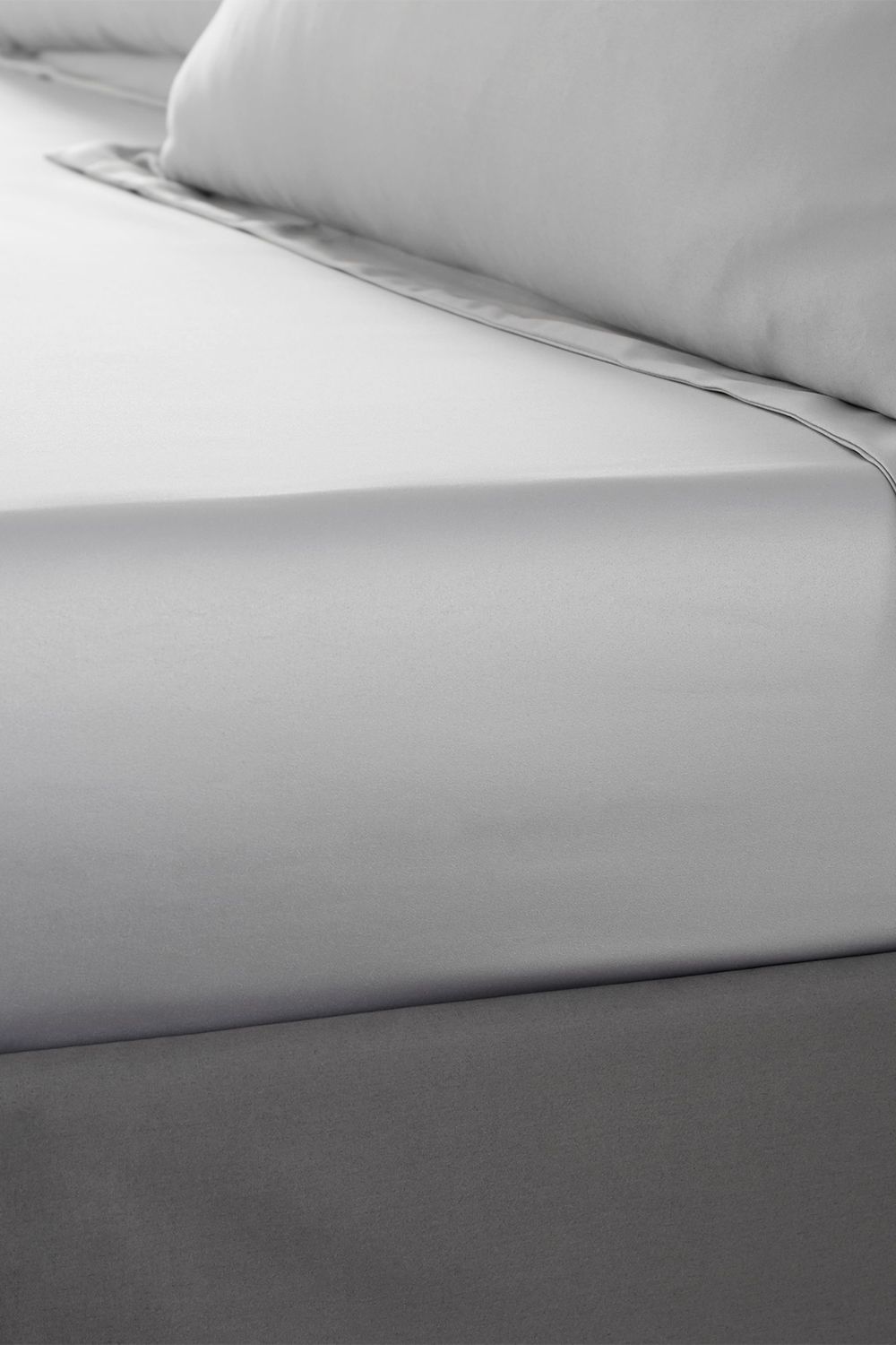Catherine Lansfield 'Silky Soft Satin' 30cm Depth Sheet in Silver | Size: Super King Fitted