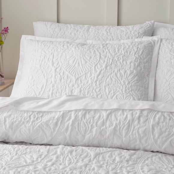Hani Pinsonic Quilted Oxford Pillowcase