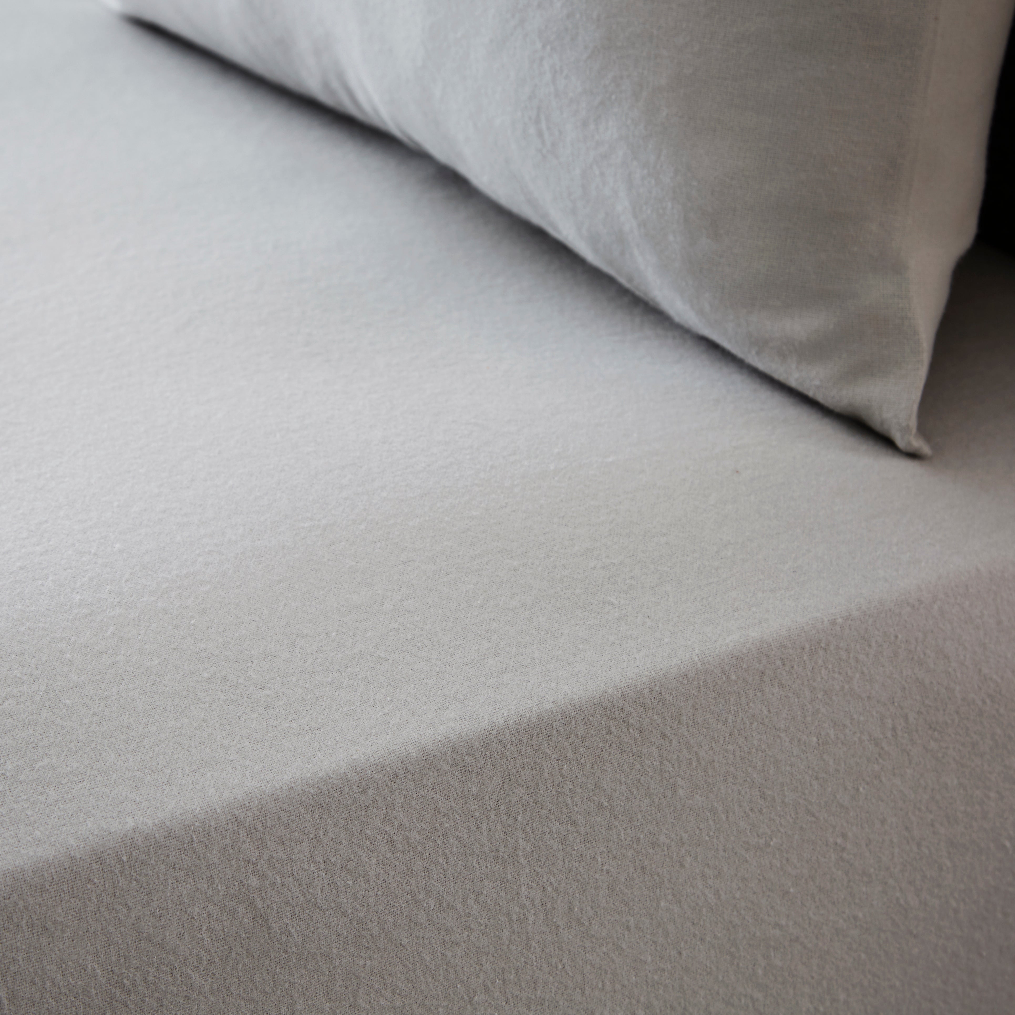 Simply Brushed Cotton Fitted Sheet Silver