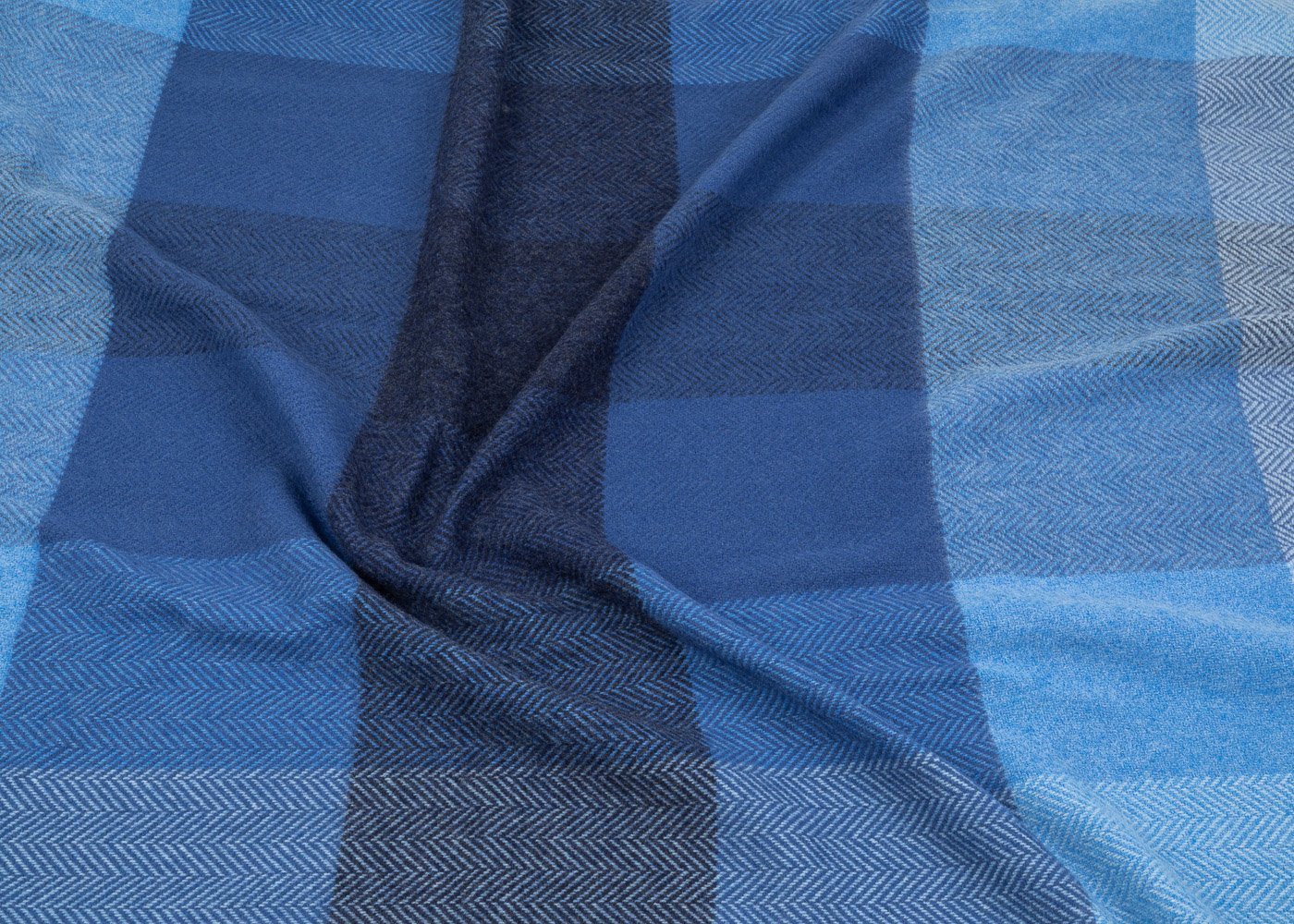 Heal's Merino & Cashmere Check Throw Blue
