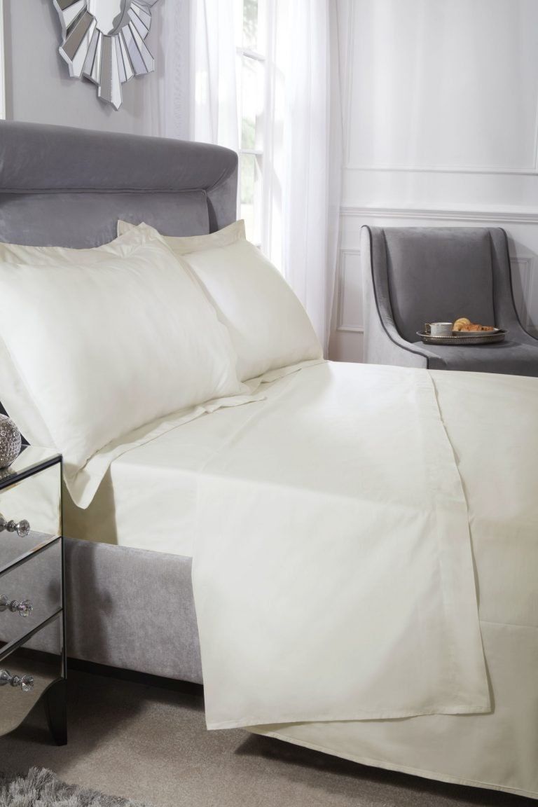 New Edge Blinds 400 Thread Count Cotton Collection Flat Sheet in Cream
