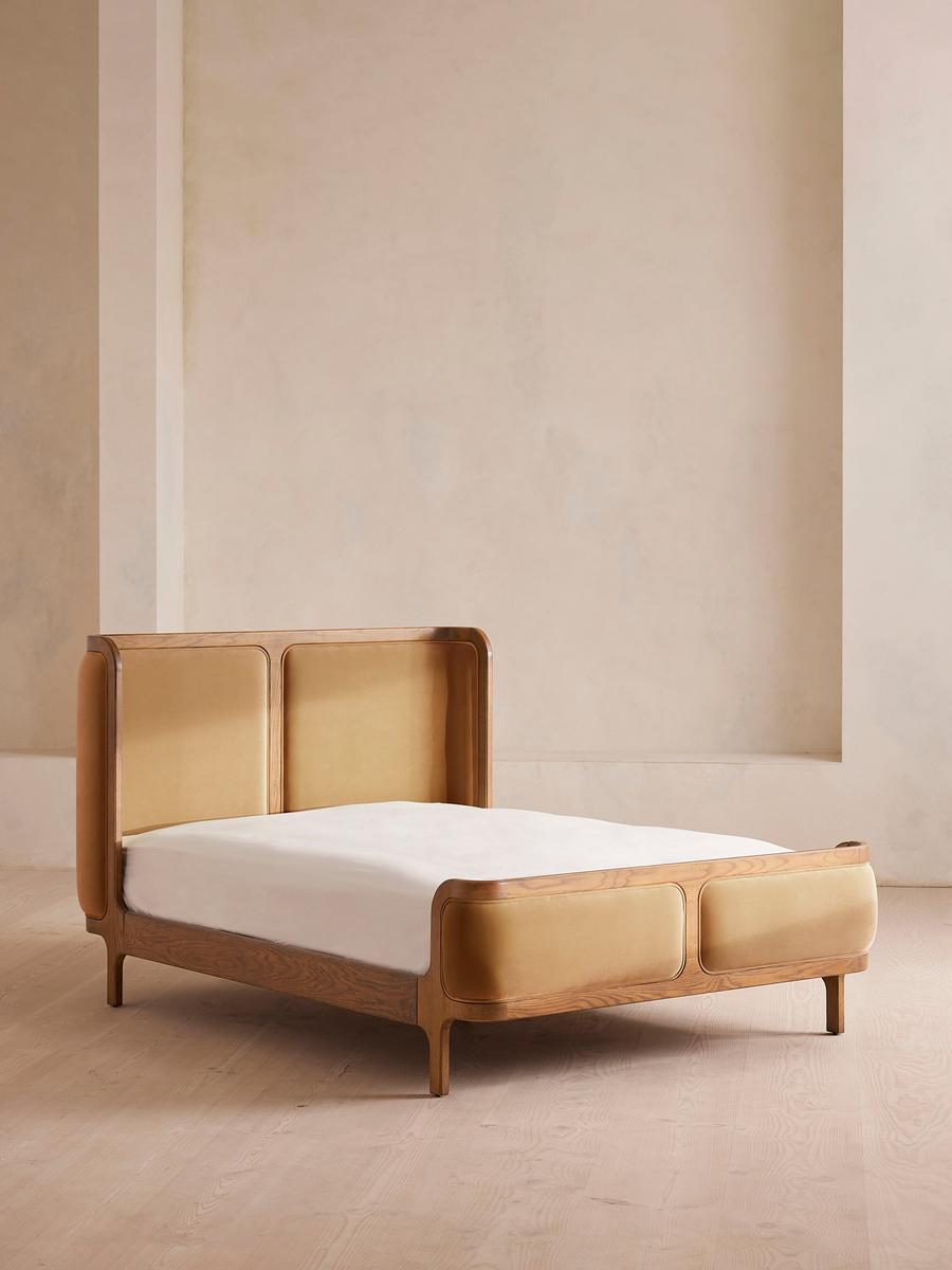 Belsa Bed, Light Oak, King, Velvet, Camel