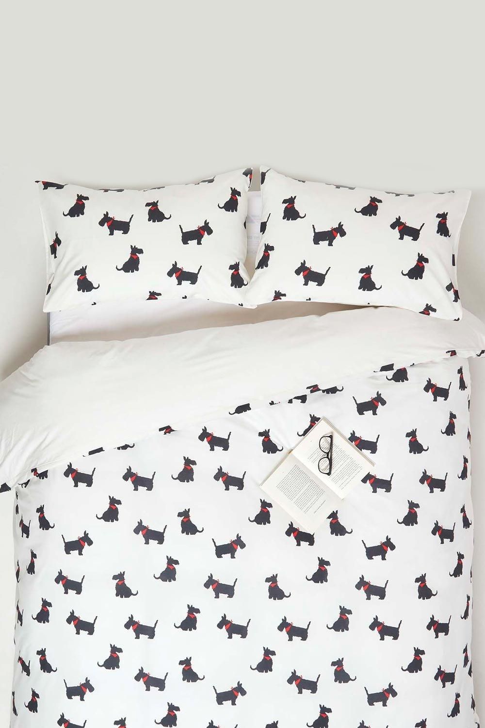 Homescapes Scottie Dog Digitally Printed Cotton Duvet Cover Set in White