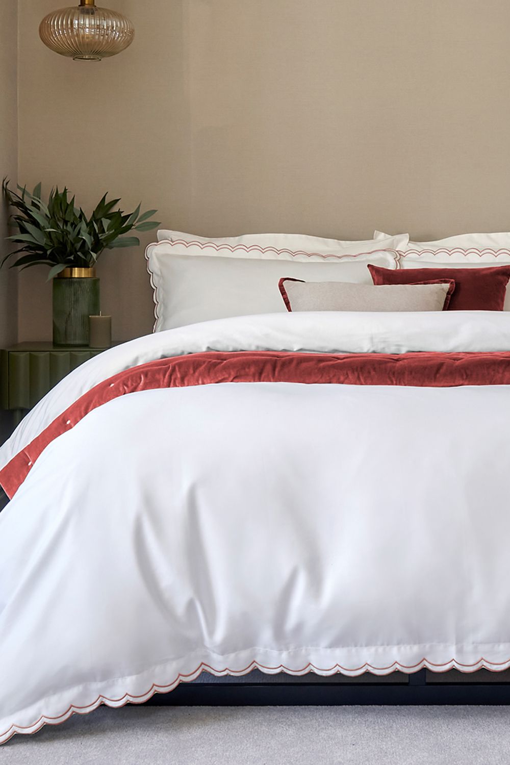 CHRISTY Scallop Edge Cotton Sateen Duvet Sets in Red