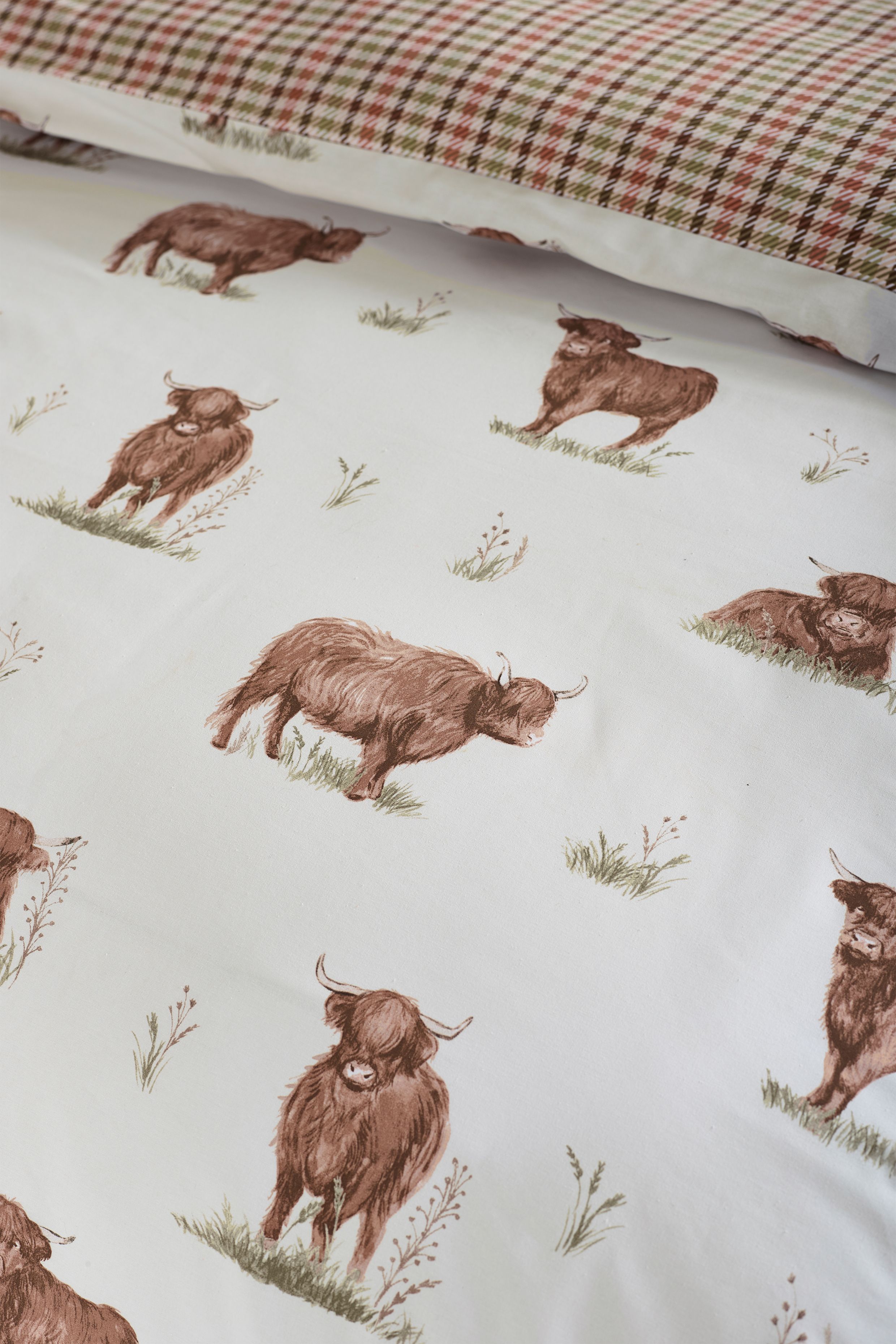 Catherine Lansfield 'Angus Highland Cow' Reversible Duvet Cover Set in Natural 4