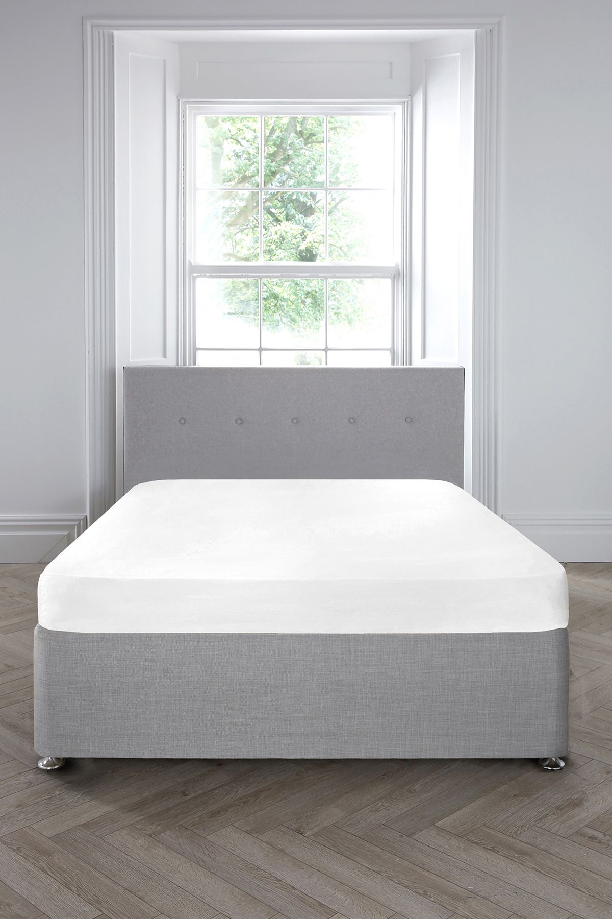 Appletree 'Premium 200TC Plain Dye' Hotel Quality 100% Percale Cotton Deep Fitted Bed Sheet in White | Size: Double Fitted