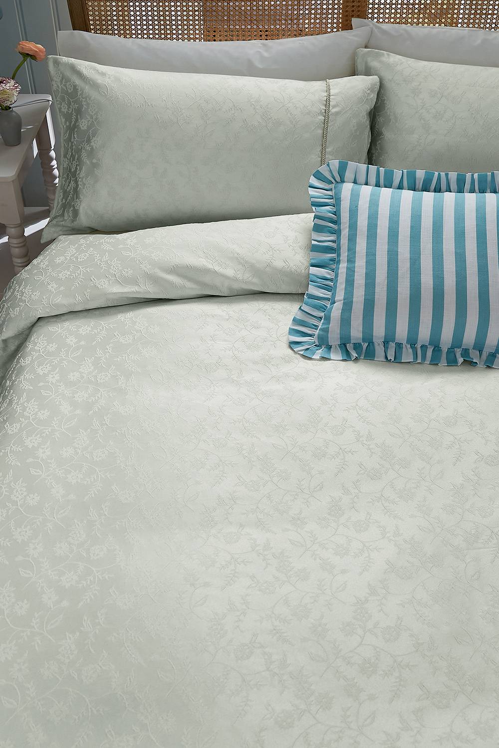 Helena Springfield 'Floral Trail' Jacquard Duvet Cover Set in Ivory 4