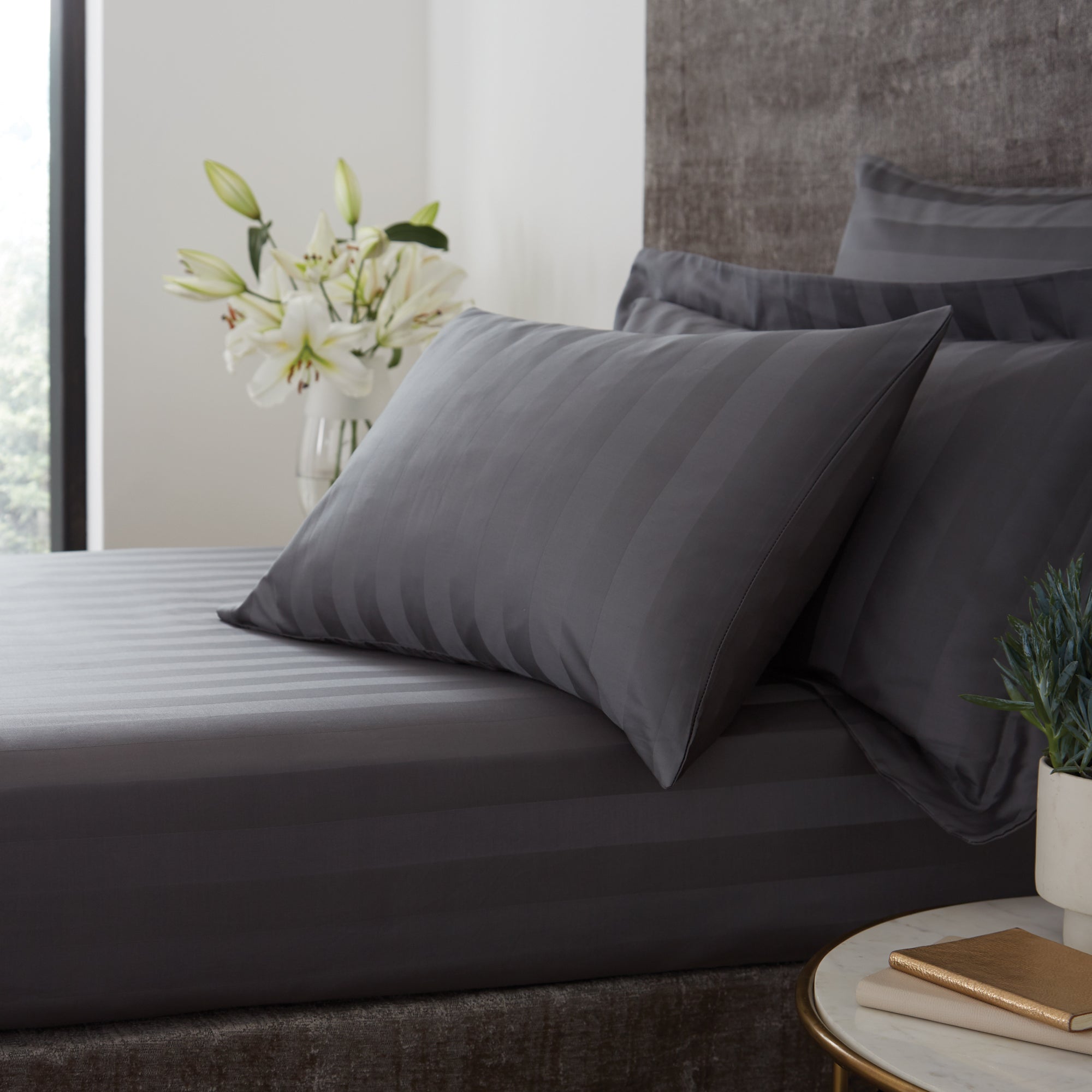 Hotel Egyptian Cotton 230 Thread Count Stripe Fitted Sheet Charcoal