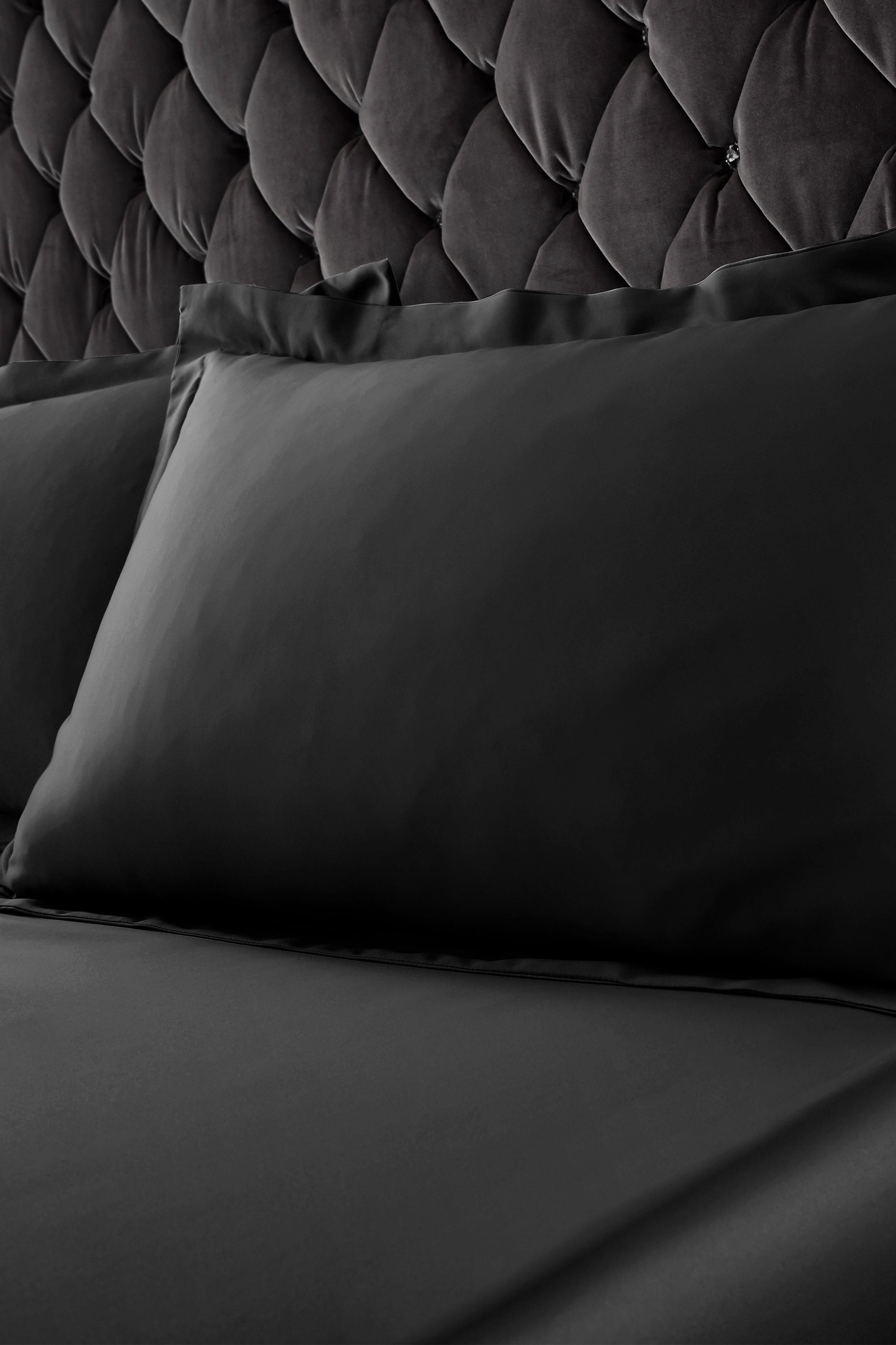 Catherine Lansfield 'Silky Soft Satin' Oxford Pillowcases Pair in Black