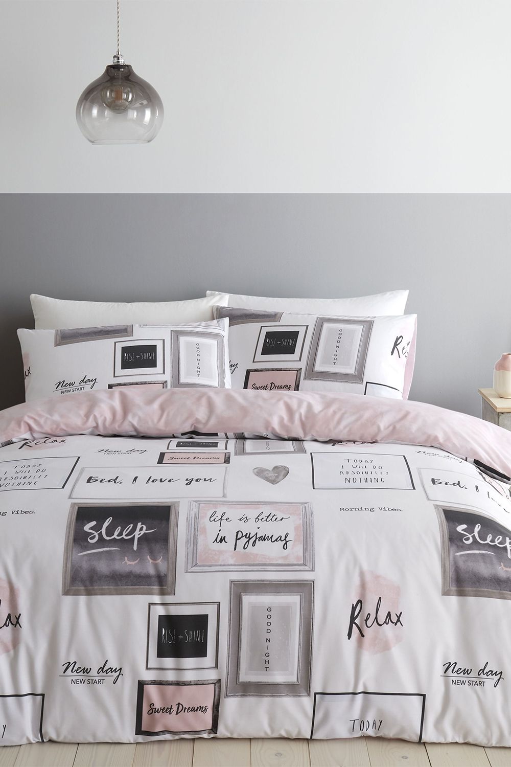 Catherine Lansfield 'Sleep Dreams' Duvet Set in Pink