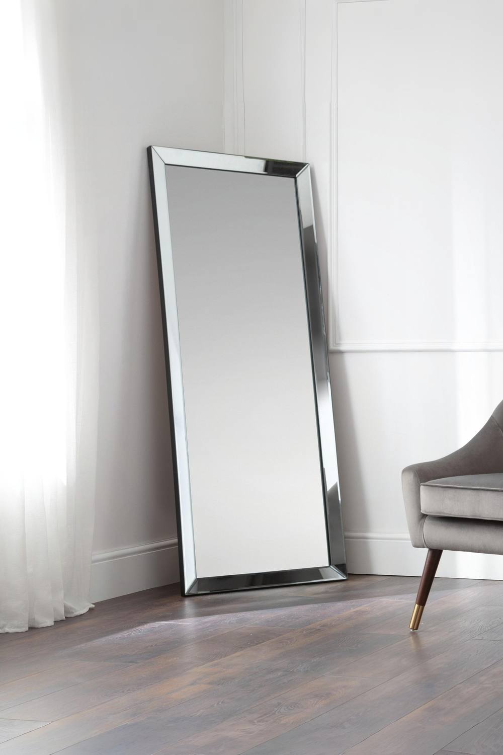 Julian Bowen Soprano Lean-To Dressing Mirror in Clear