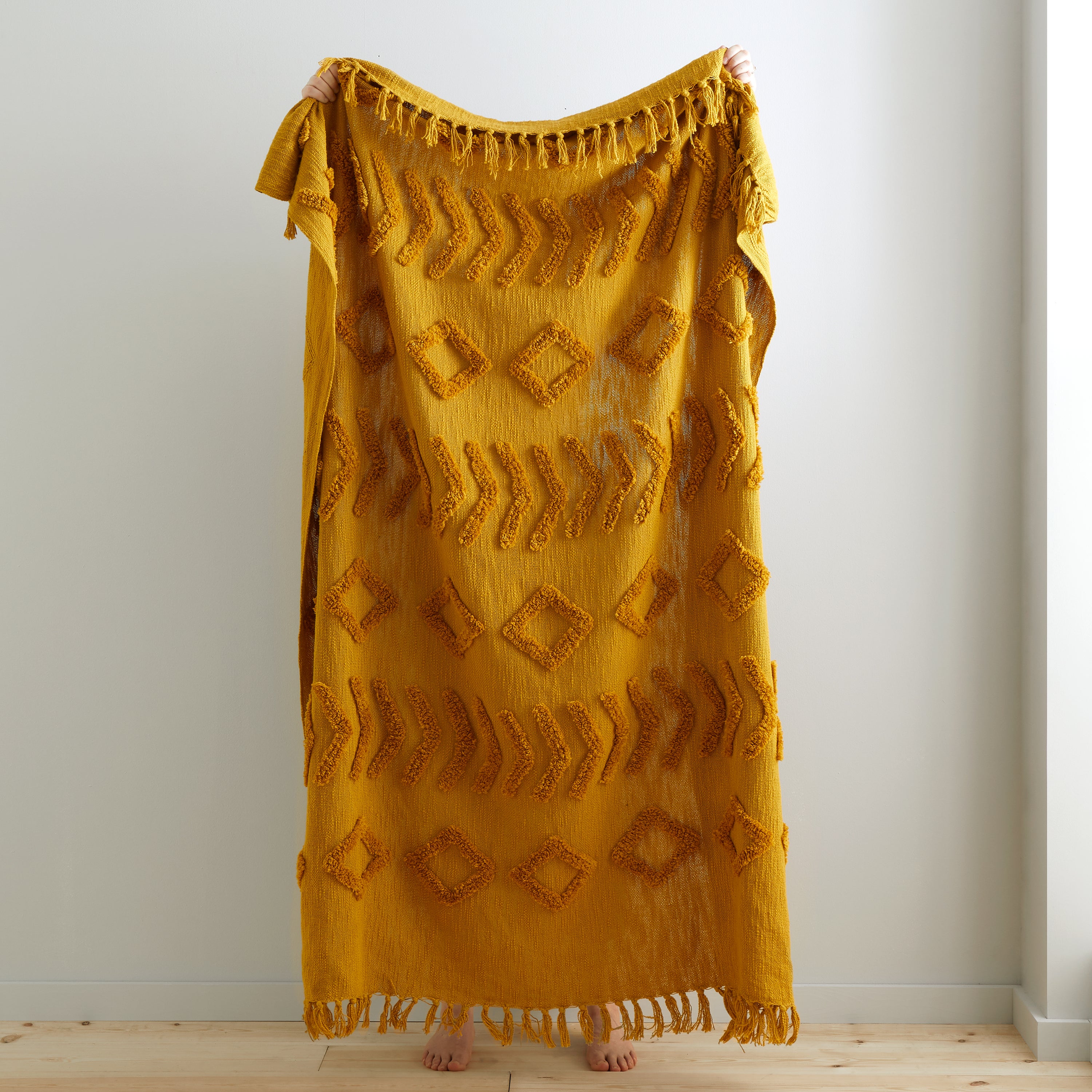 Pineapple Elephant Kabeli Tufted Cotton Throw Yellow