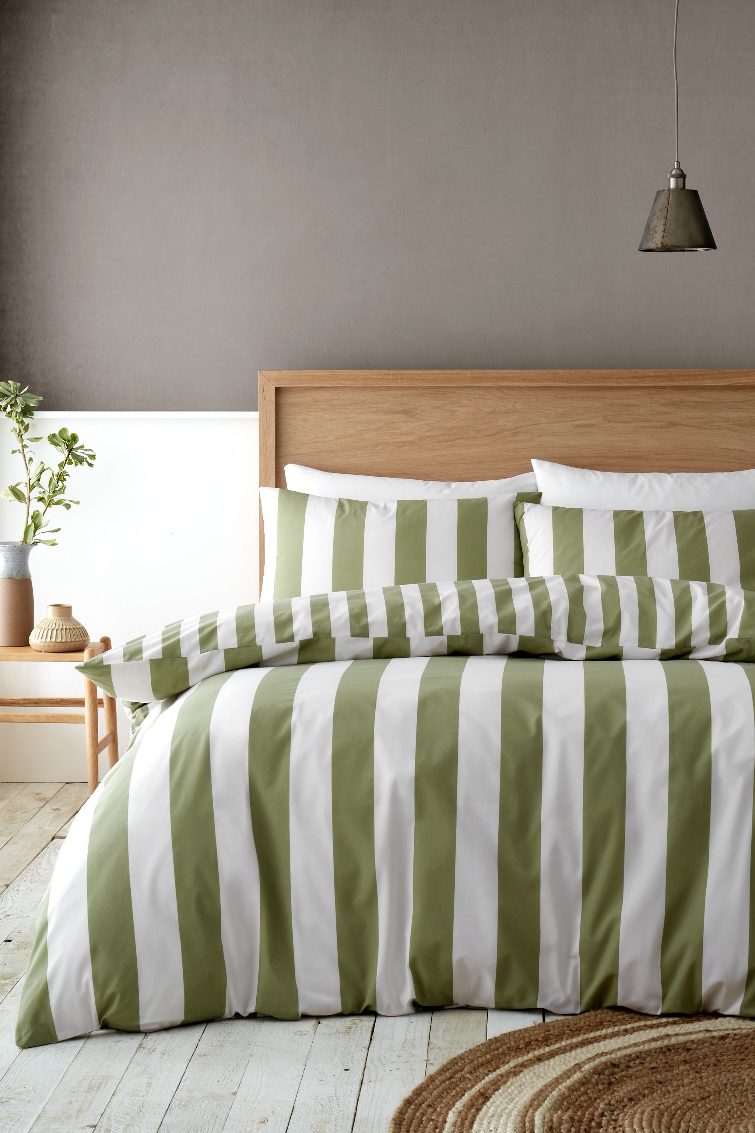 Catherine Lansfield 'Cove Stripe' Reversible Duvet Cover Set in Green
