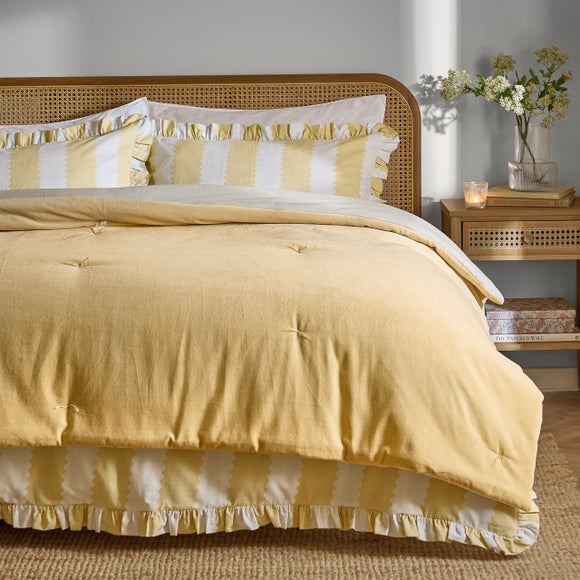 Wylder Nature Edie Bedspread