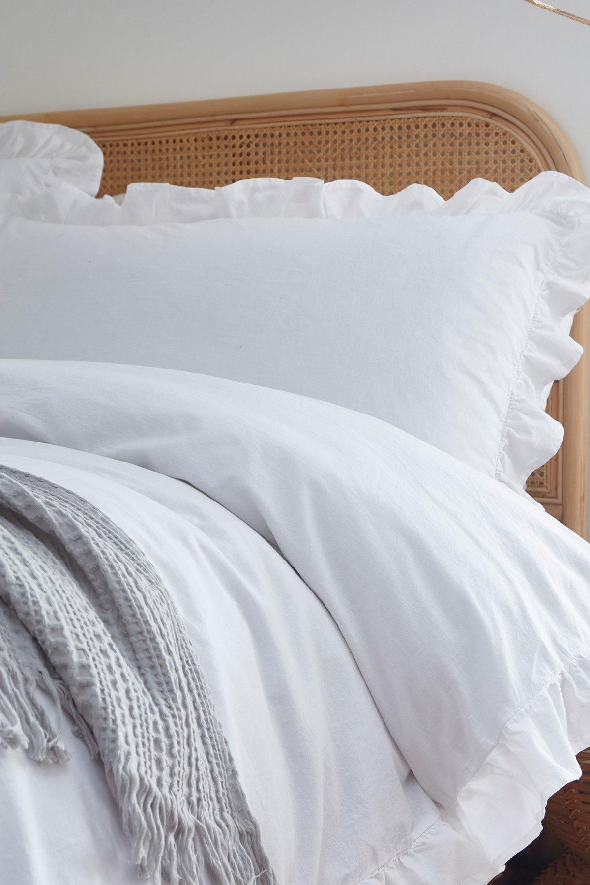 Appletree 'Cassia Frill' 100% Cotton Relaxed Look Duvet Cover Set in White 3