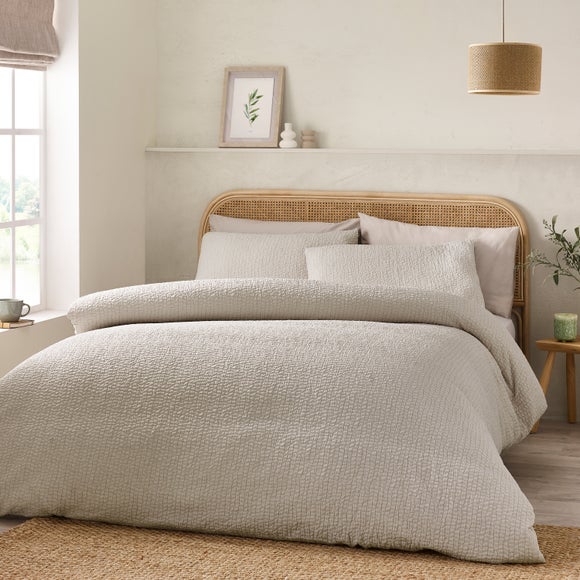Catherine Lansfield Crinkle Seersucker Duvet Cover & Pillowcase Set