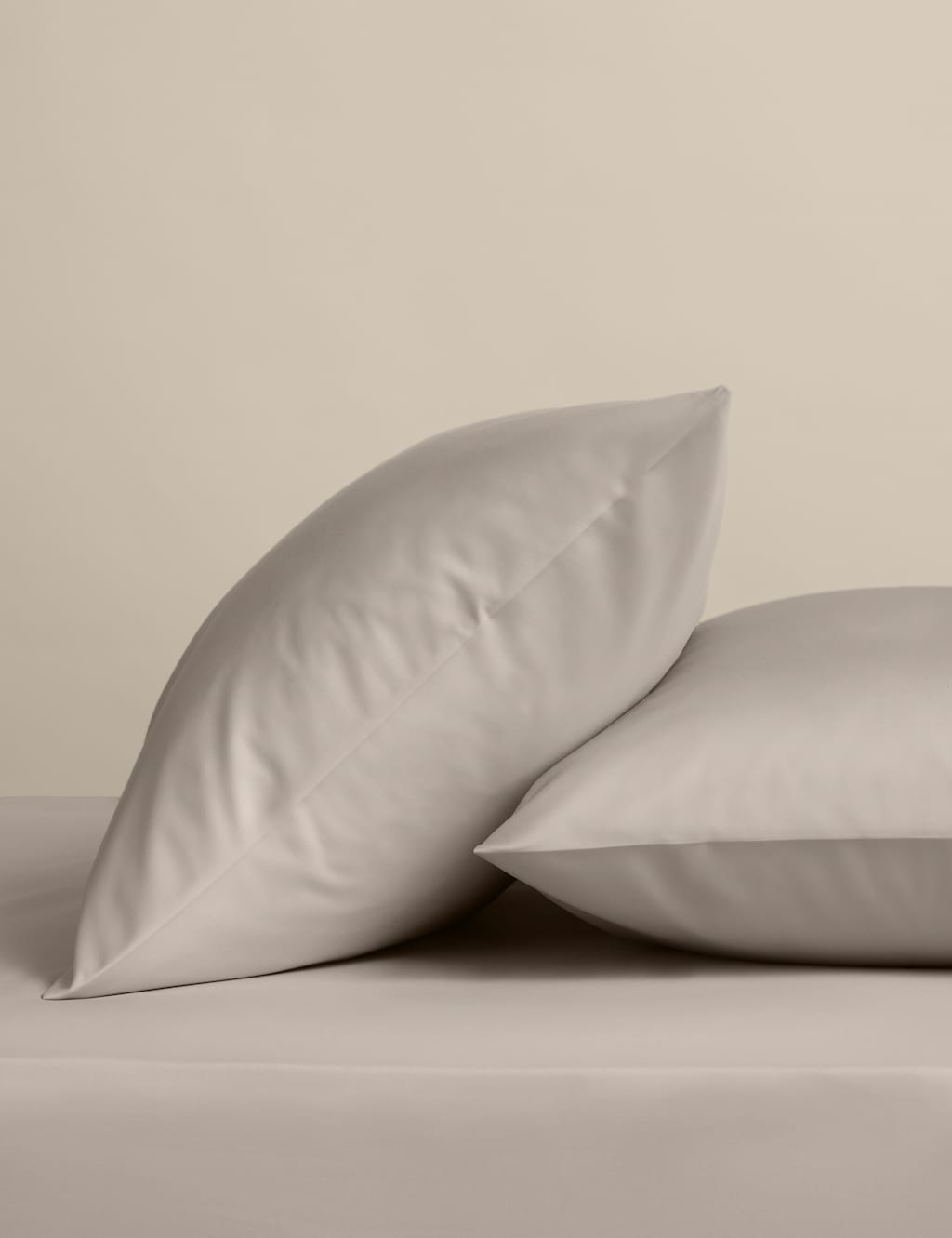 M&S 2 Pack Egyptian Cotton 400 Thread Count Pillowcases Putty