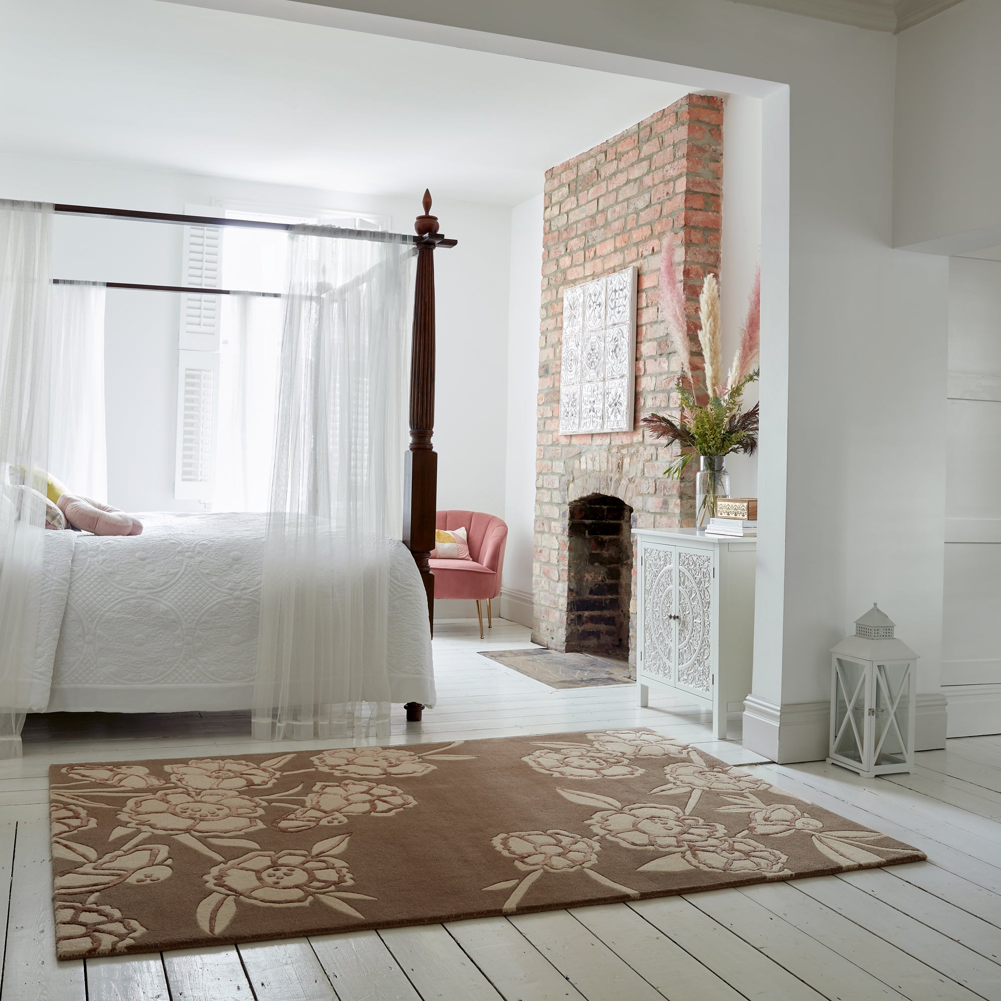 Fleur Floral Wool Mix Rug Brown