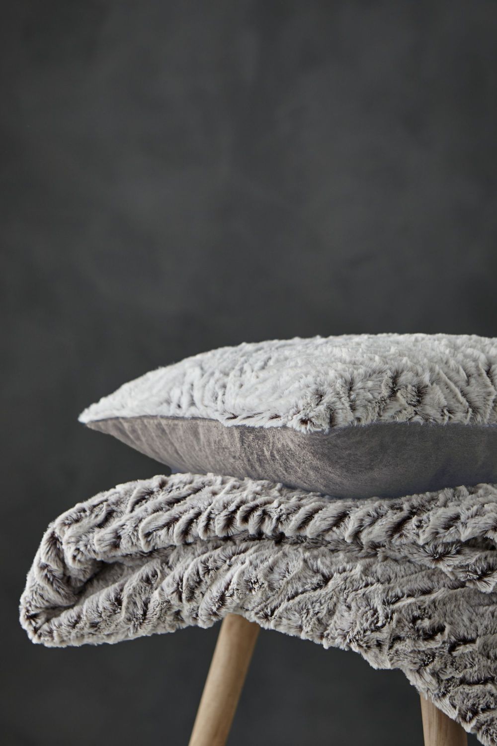 Catherine Lansfield Wolf 43cm x 43cm Cushion in Grey 3