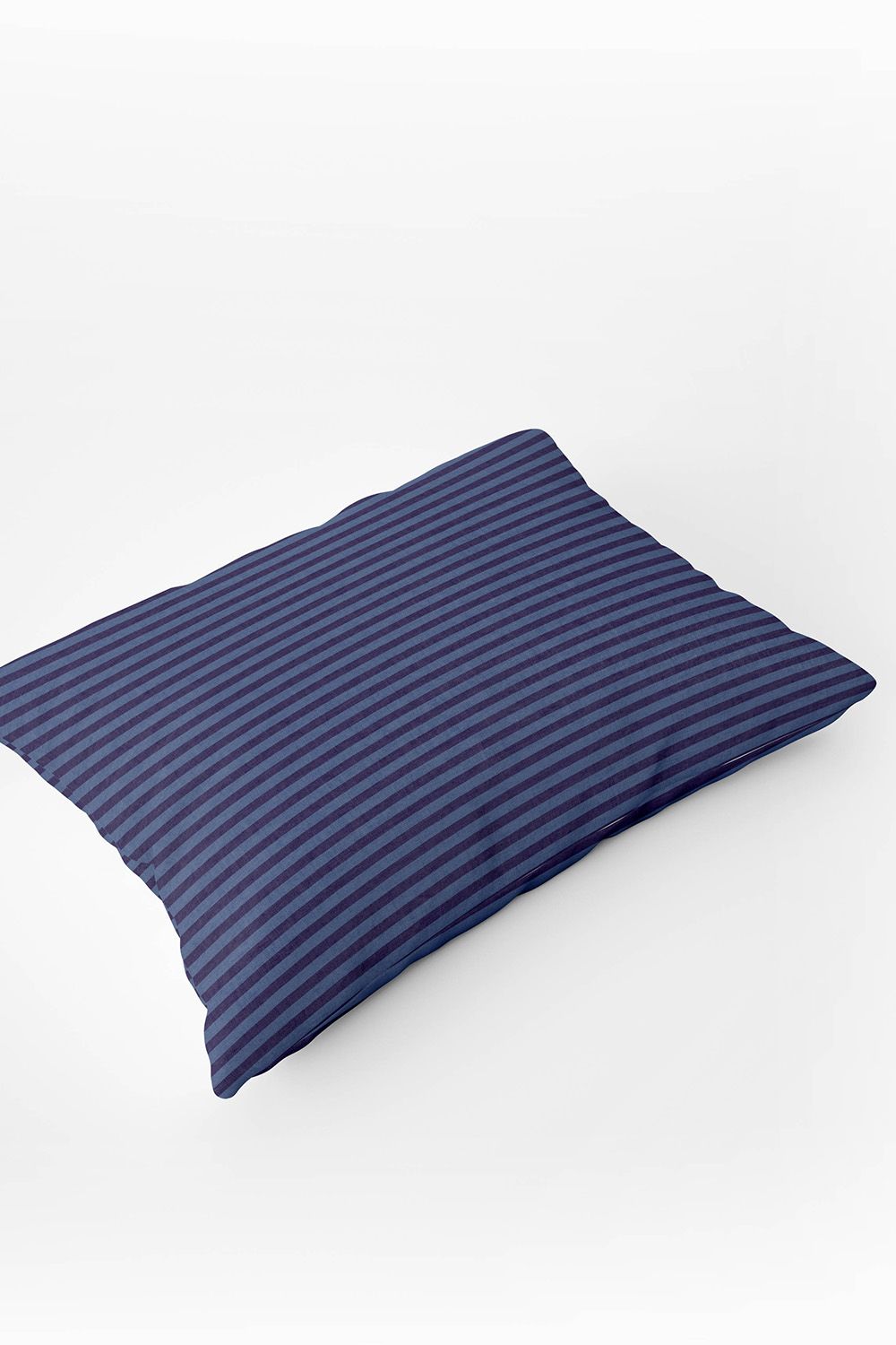 Belledorm Hotel Suite Satin Stripe 540 Thread Count Housewife Pillowcase in Navy