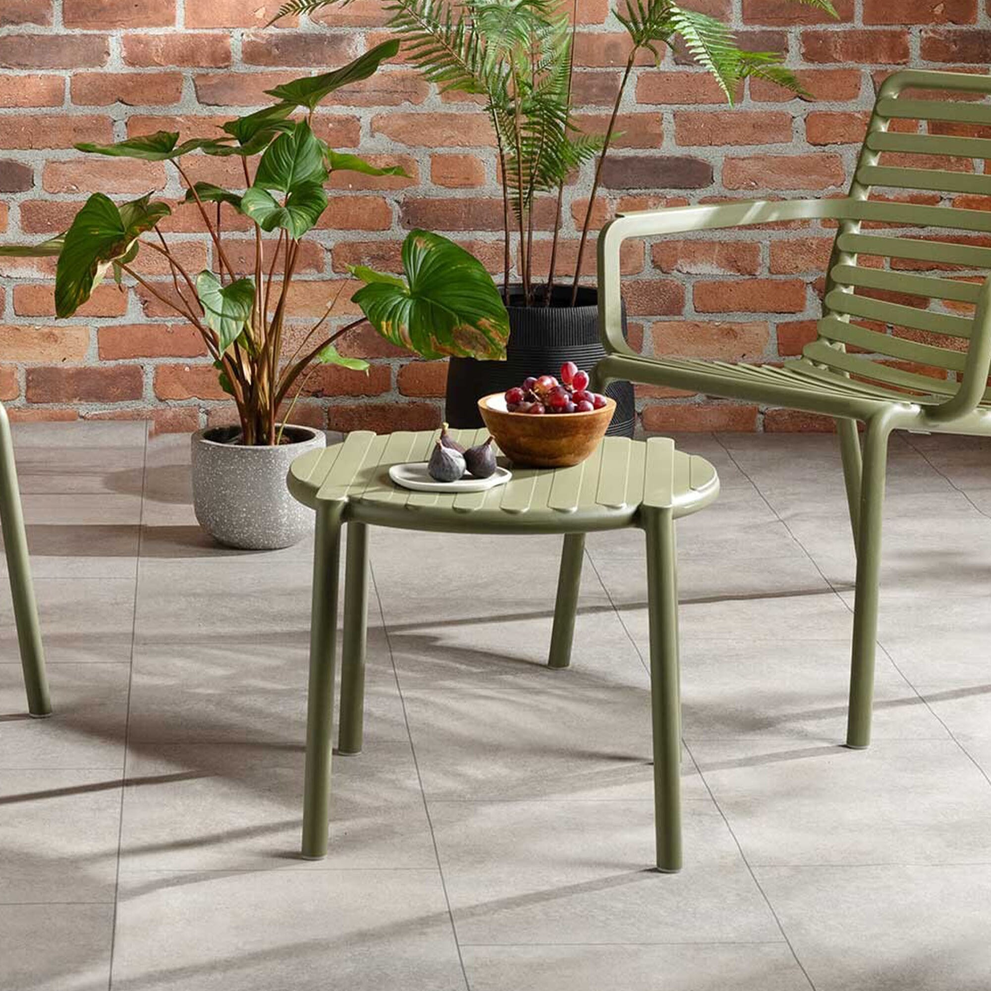 Lima Coffee Table, Round, Recycled Plastic, Green | Barker & Stonehouse