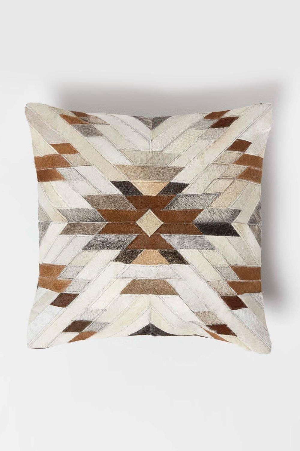 Homescapes Geometric Star Leather Cushion 45 x 45 cm in Brown