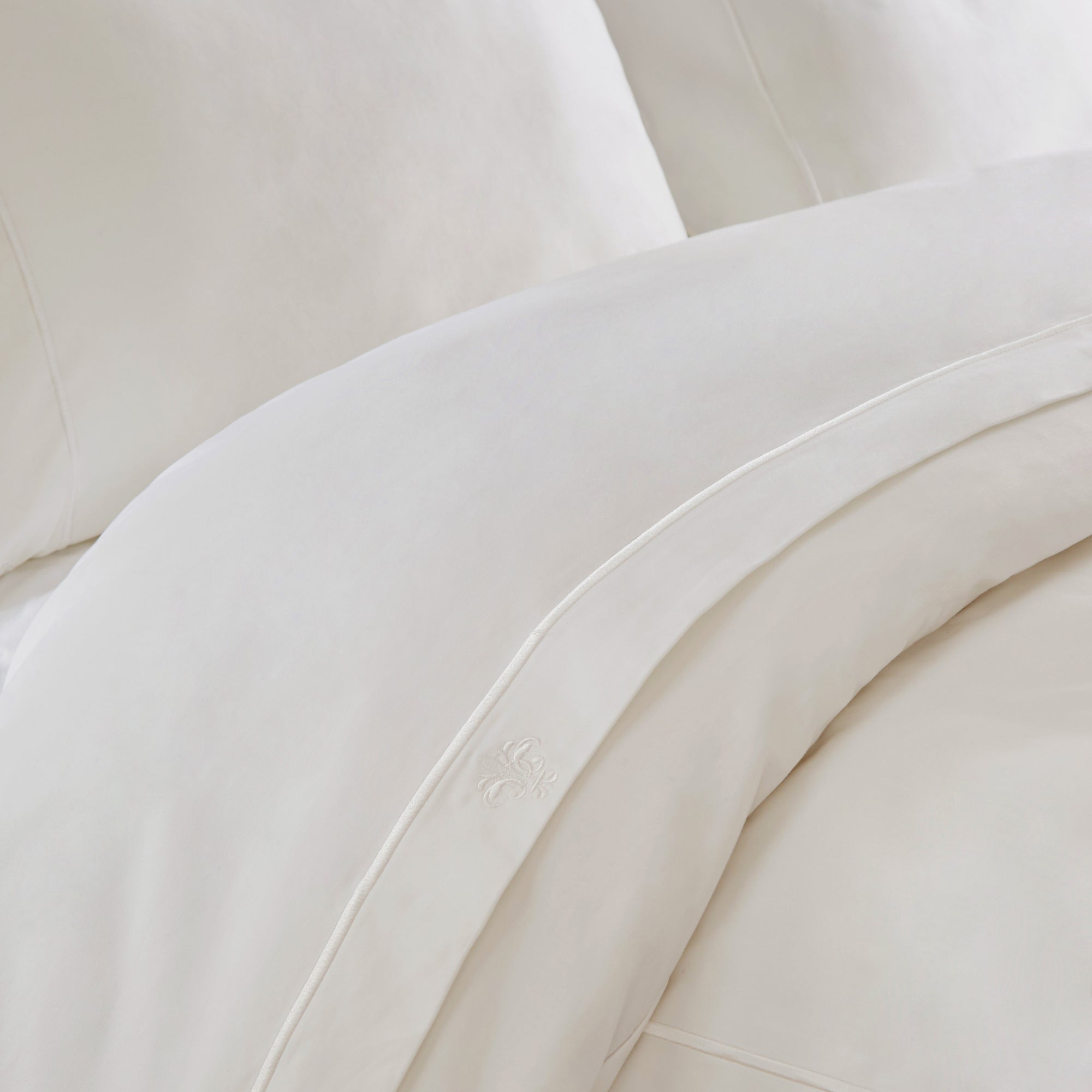 Dorma Egyptian Cotton 1000 Thread Count Flat Sheet Cream