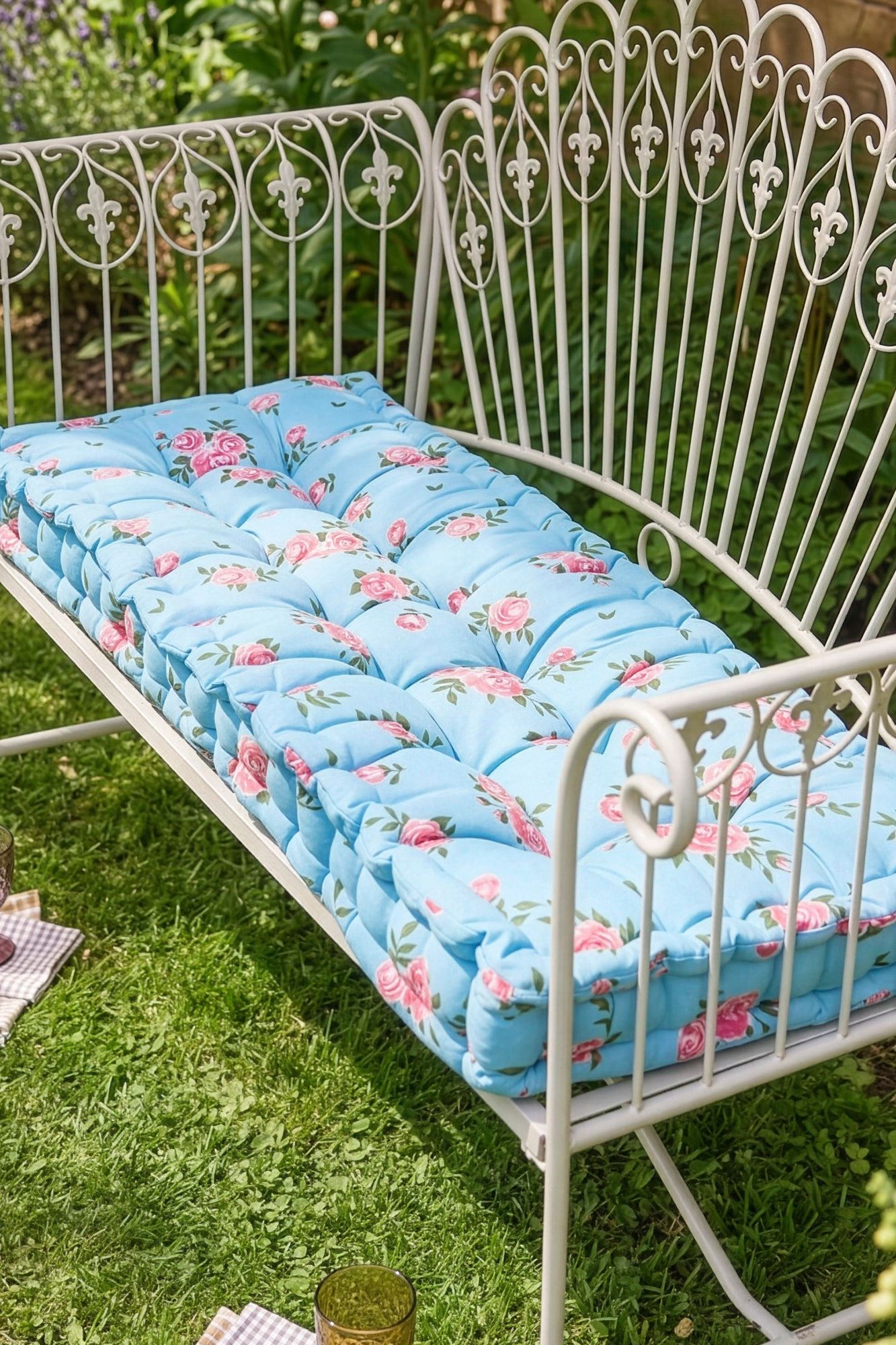 Dibor Vintage Blue Floral Summer Outdoor Garden Bench Cushion L112cm x W44cm