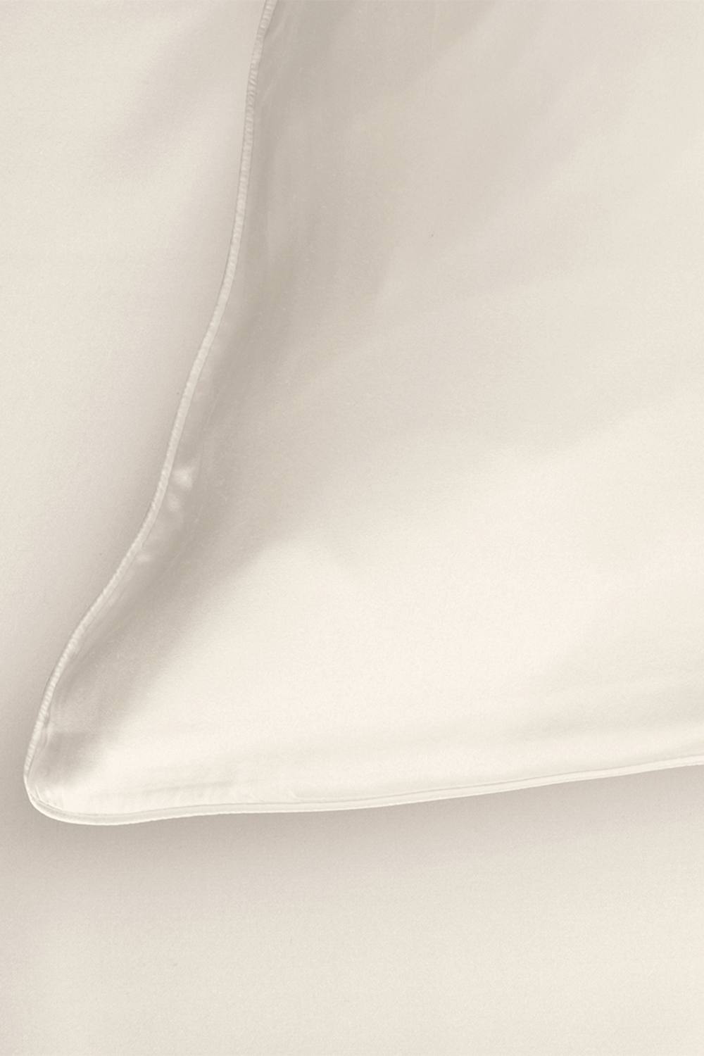 Soak&Sleep Ivory Pure Mulberry Silk Pillowcase