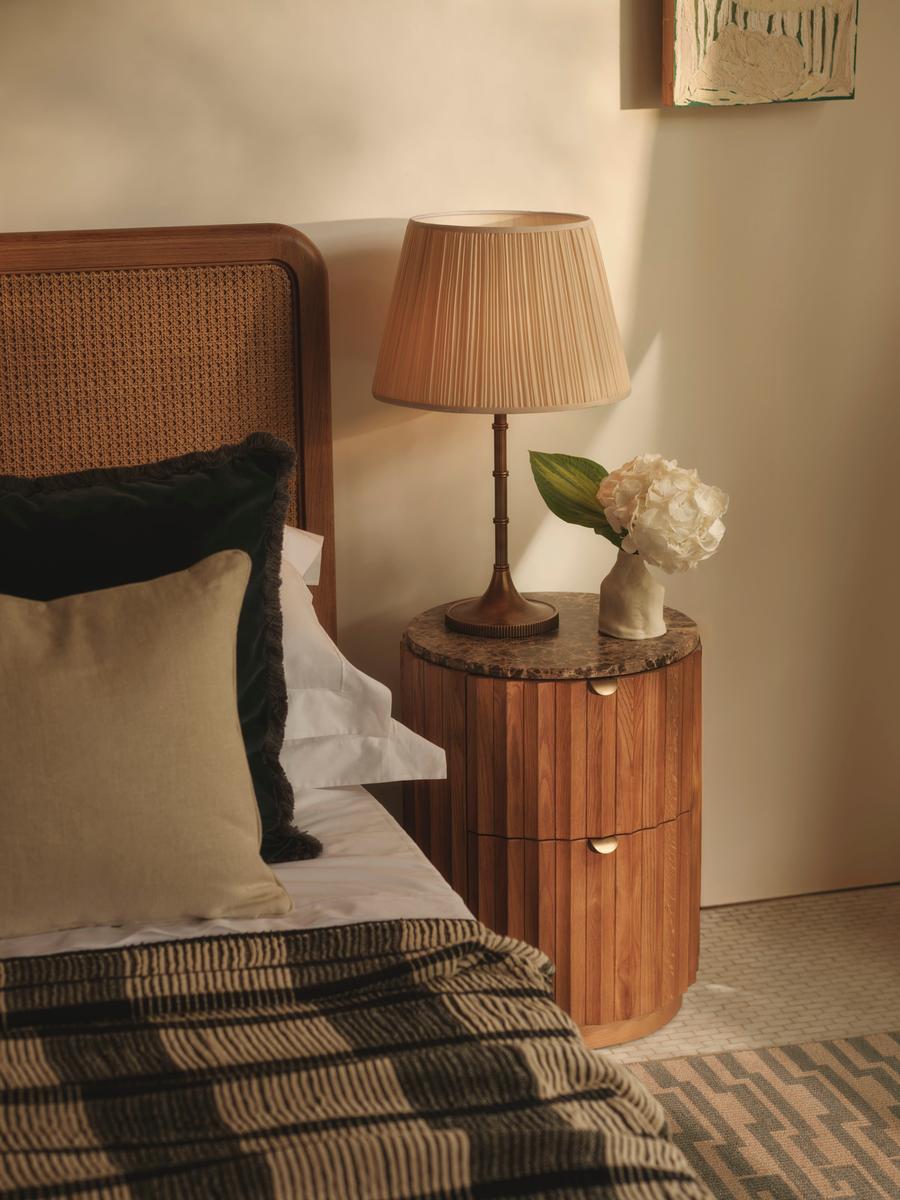 Alexander Table Lamp