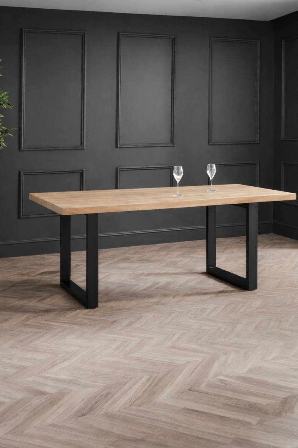 Julian Bowen Berwick Rectangular 4-6 Seater Dining Table in Light Oak