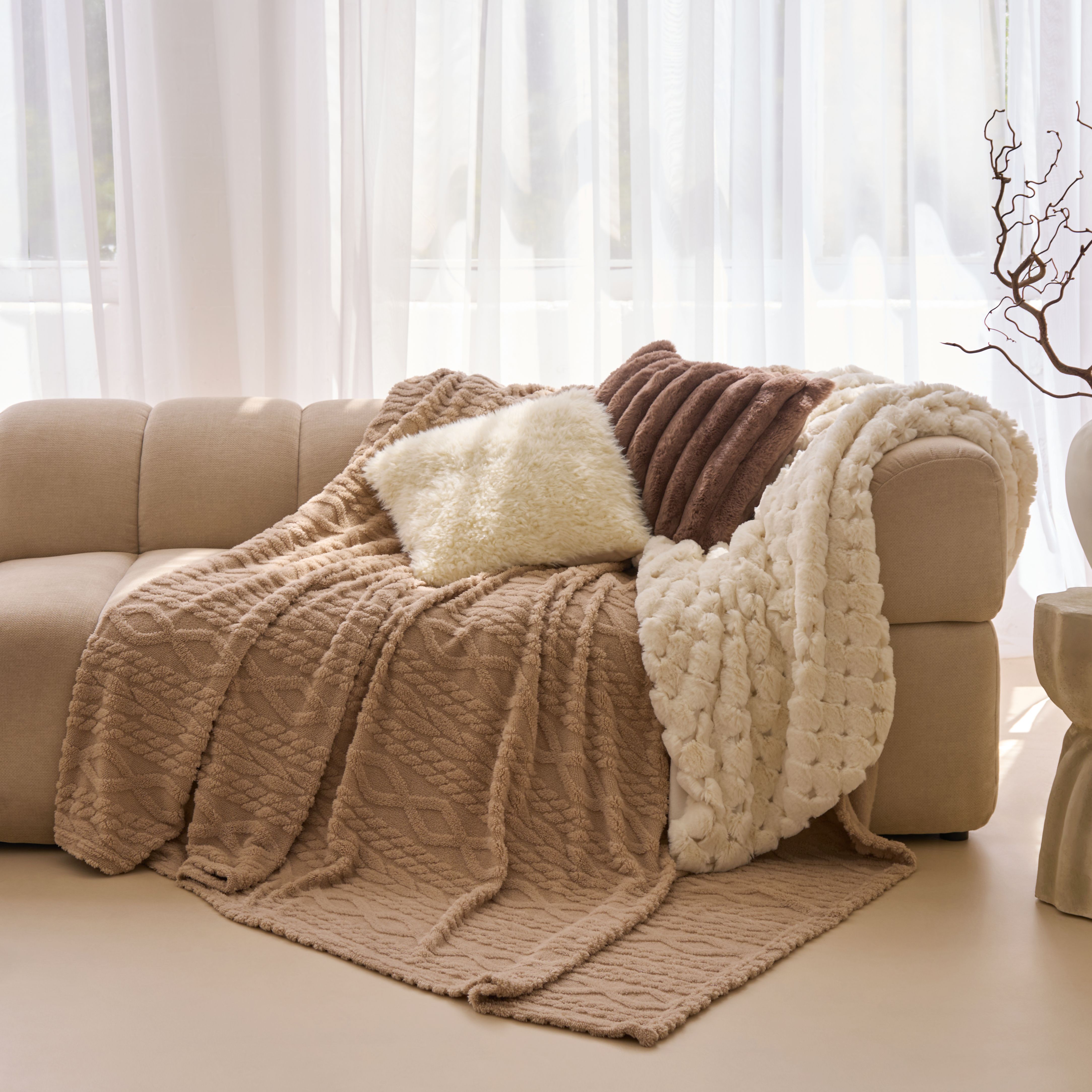 OHS Cable Knit Design Fleece Throw Ultra Soft Fluffy Blanket for Family in Natural