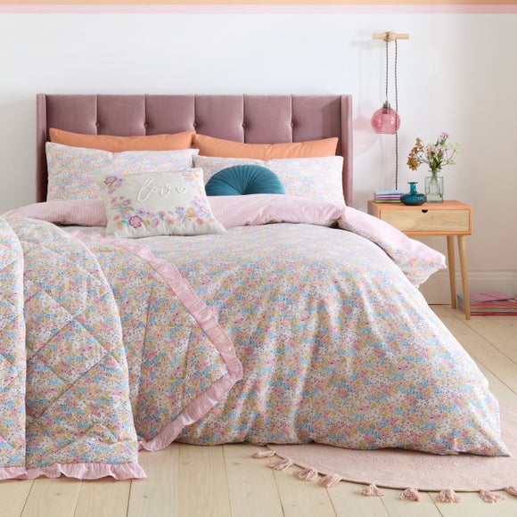 Catherine Lansfield Darcy Floral Reversible Duvet Cover & Pillowcase Set 1