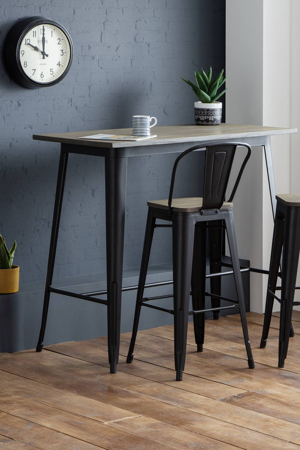 Julian Bowen Grafton Rectangular 2-4 Seater Bar Table in Brown