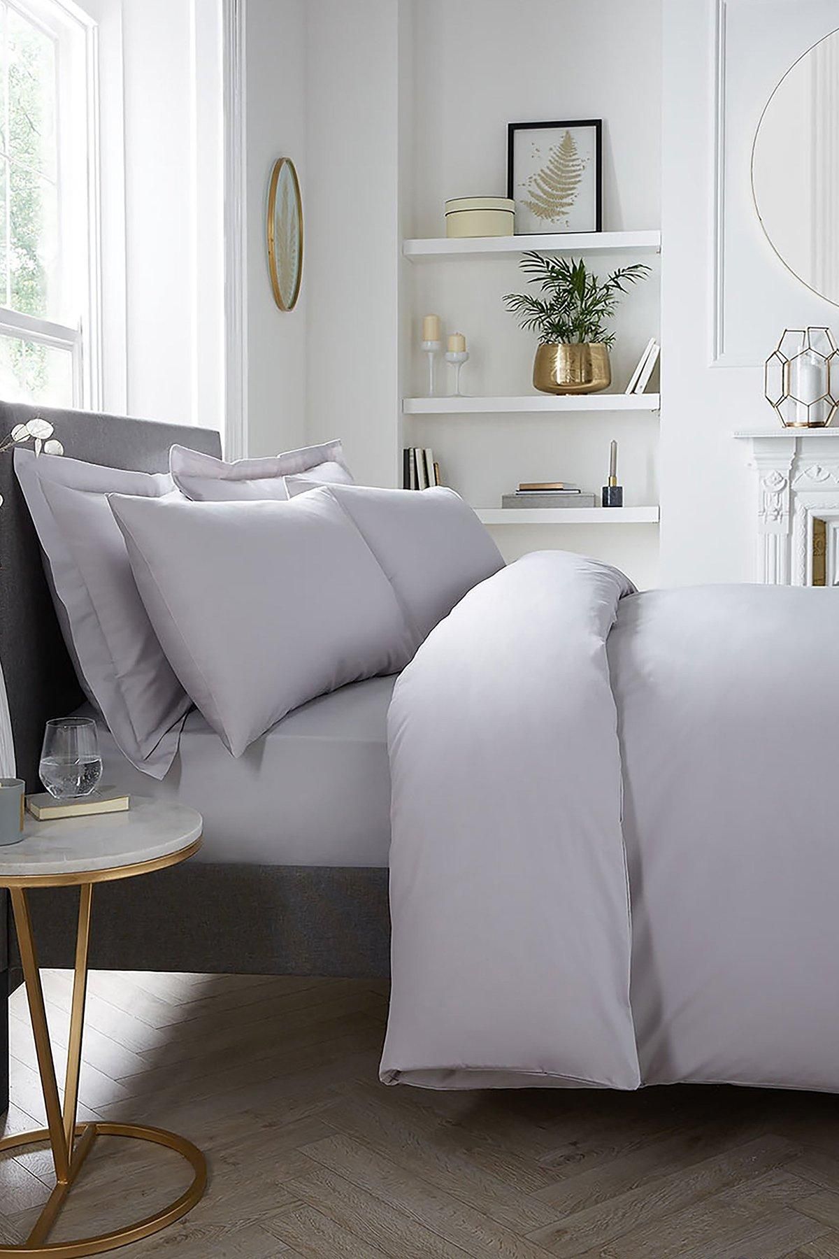 Serene 'Plain Dyed' Soft Touch 32cm Fitted Bed Sheet in Silver | Size: Double