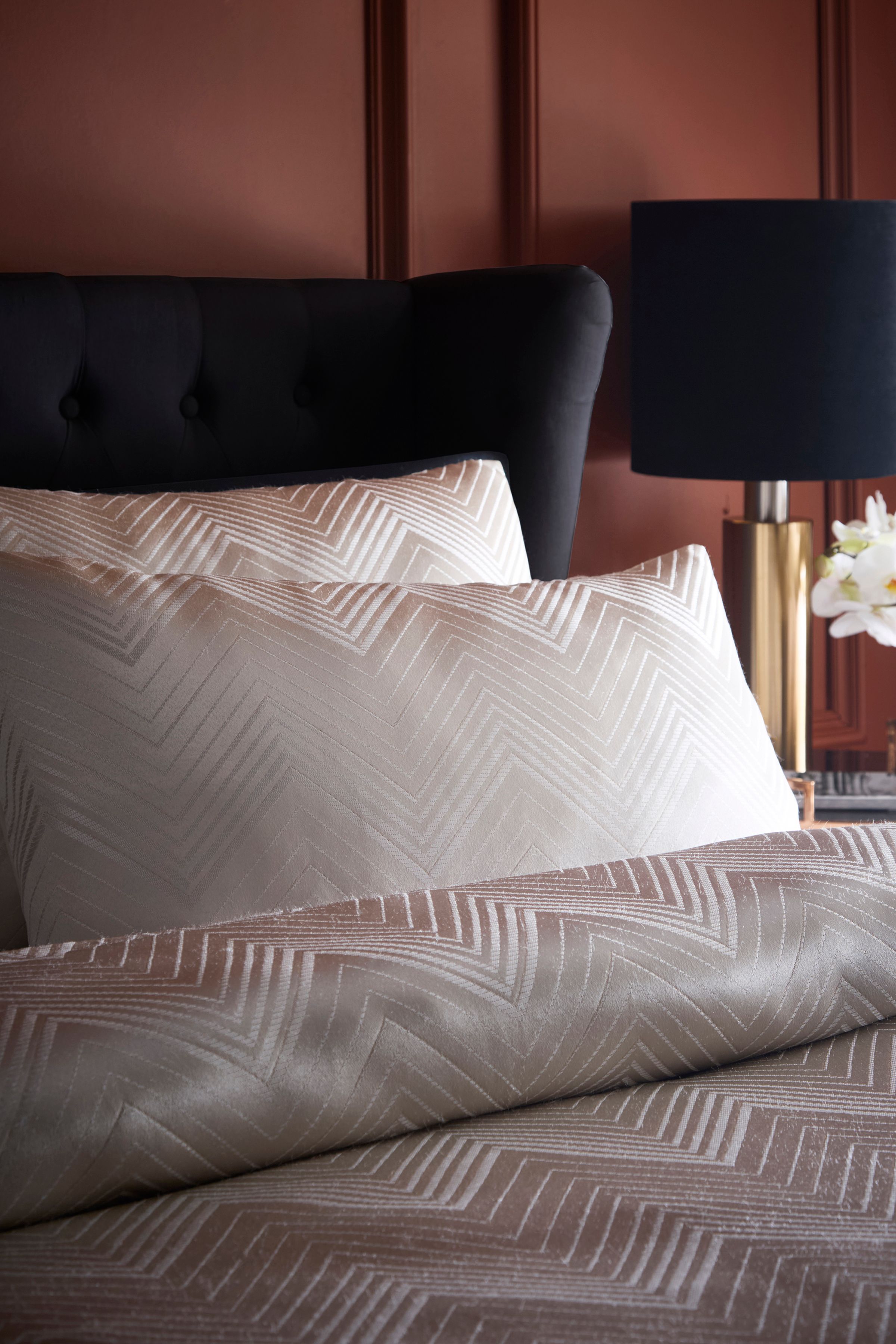 Laurence Llewelyn-Bowen 'Cocktail' Geometric Jacquard Duvet Cover Set in Ivory 2