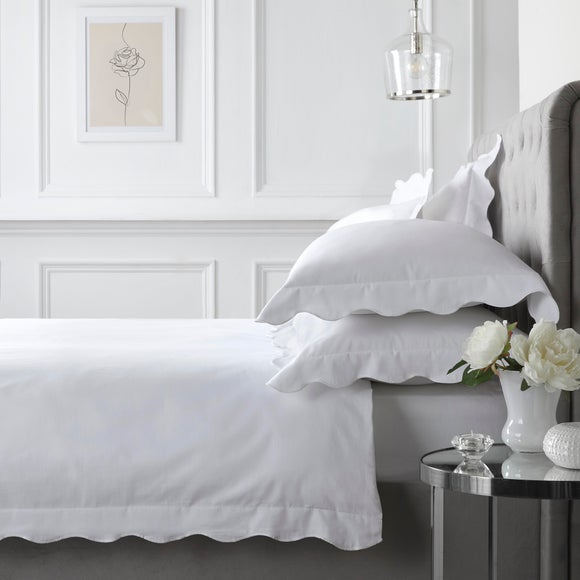 Appletree Boutique Scallop Edge 200 Thread Count 100% Cotton Duvet Cover & Pillowcase Set