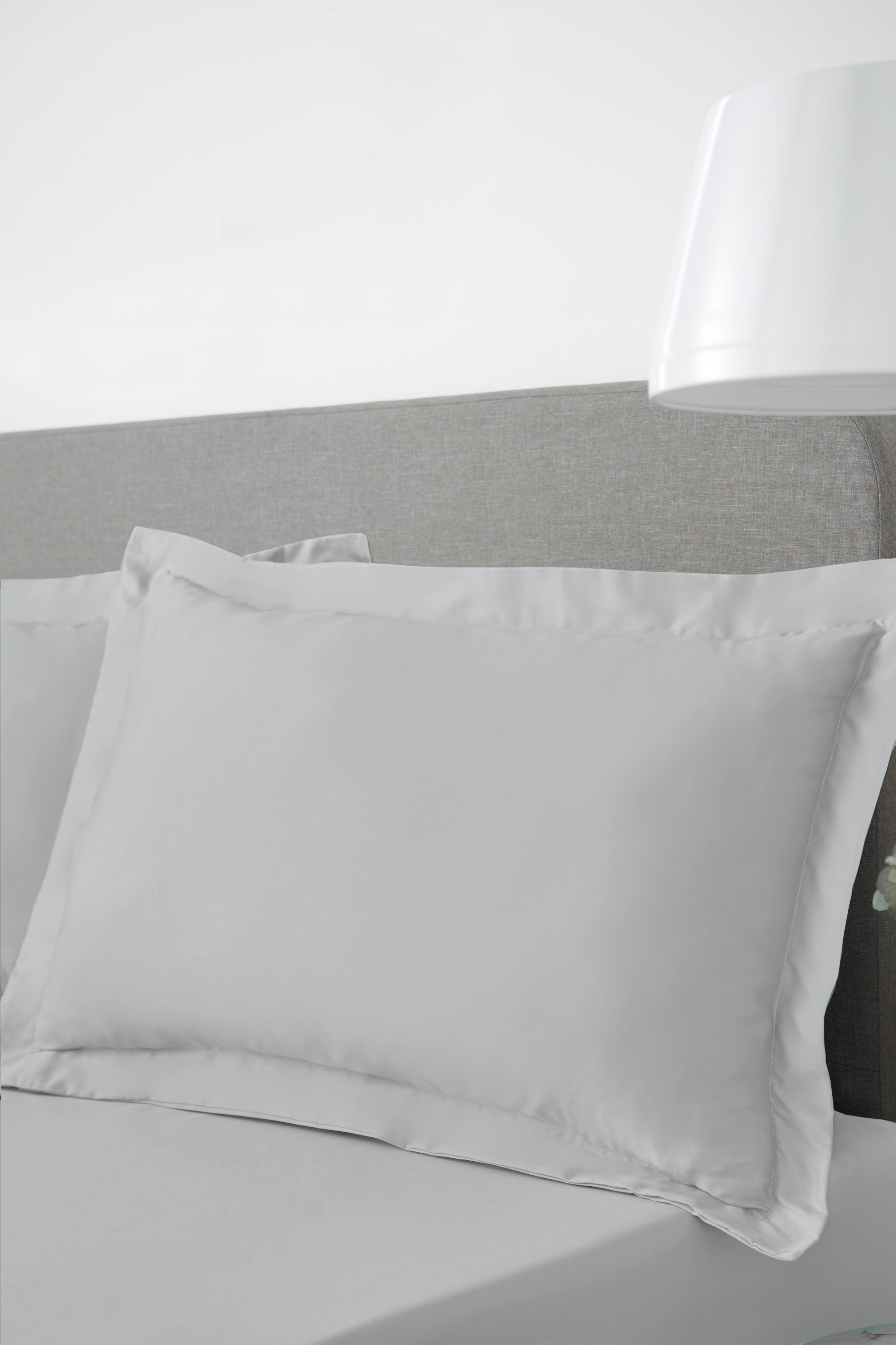 Bianca '400 Thread Count Cotton Sateen' Oxford Pillowcase Pair in Grey