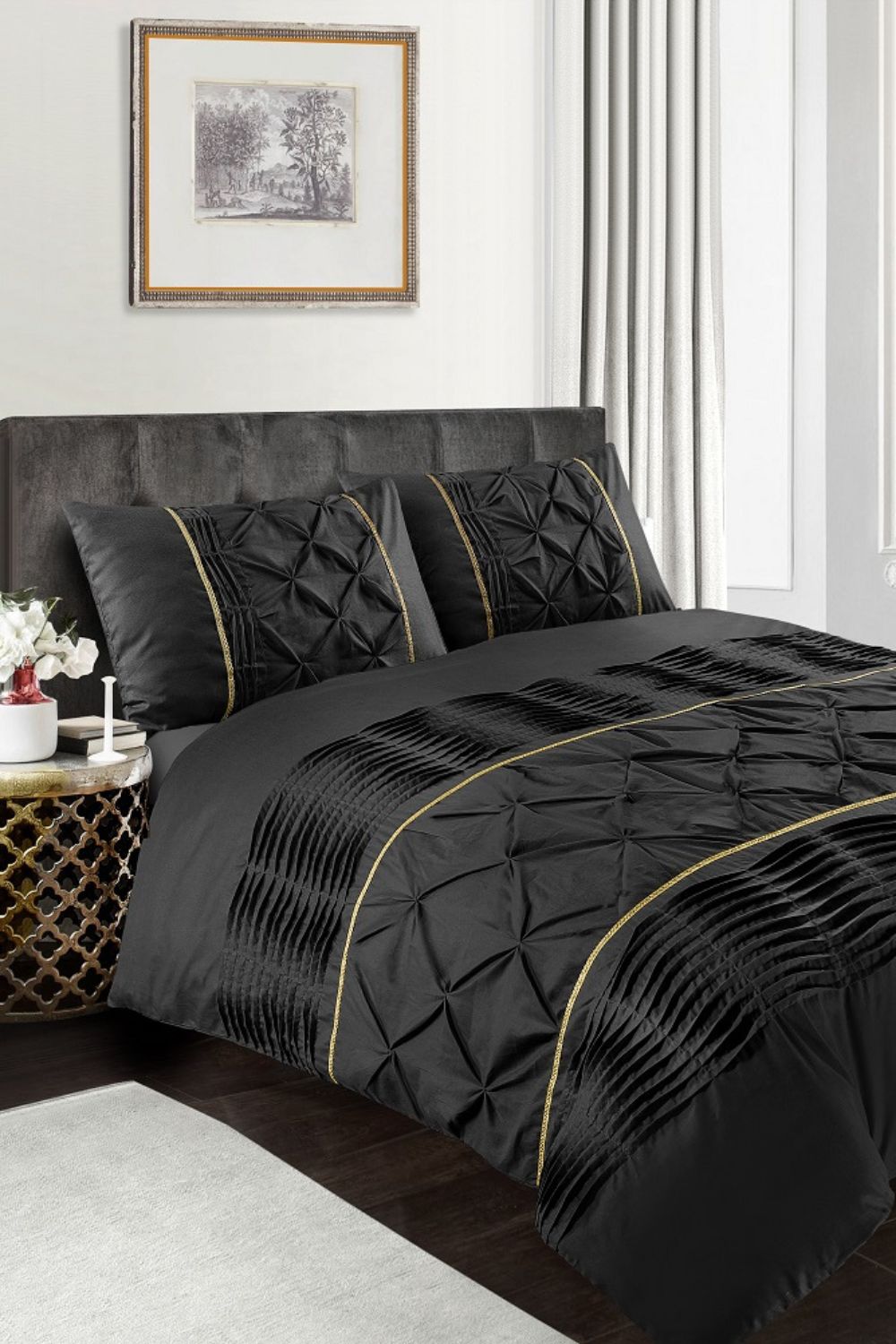 HomeSpace Direct Eleanor Embellished Pintuck Glitter Detail Duvet Cover Set in Black
