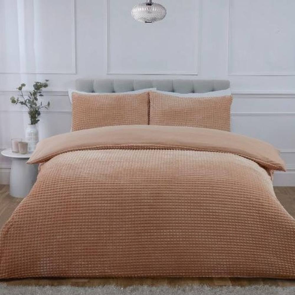 Rapport Home Luxury Waffle Teddy Polyester Fleece Duvet Cover Set with Pillowcase in Beige