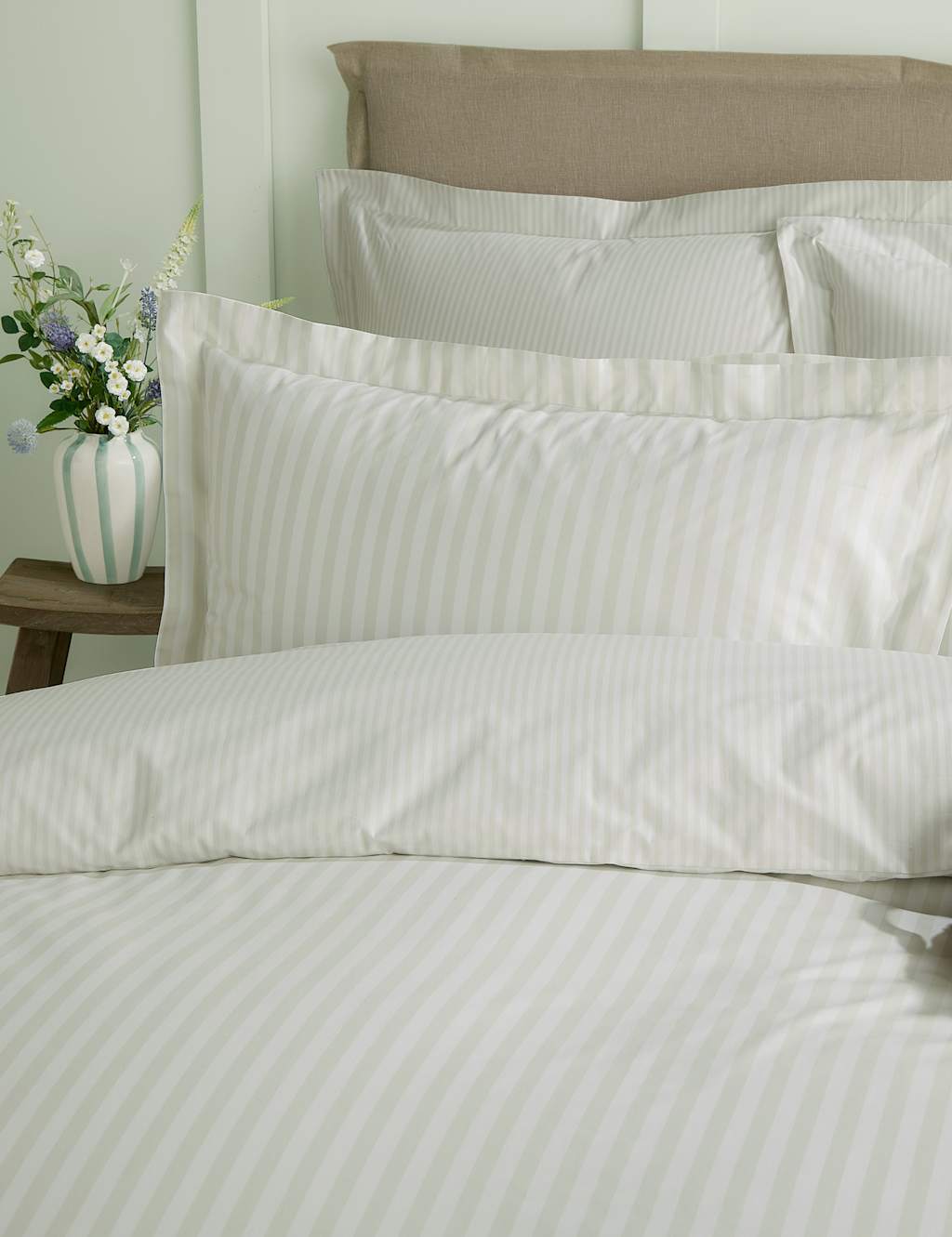Sophie Allport 2 Pack Pure Cotton Uppingham Stripe Pillowcases White Mix