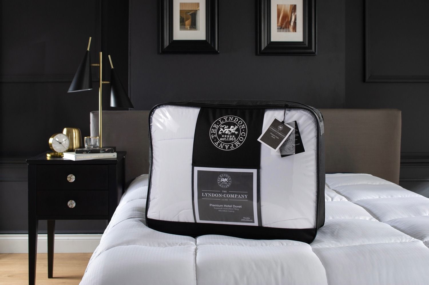 The Lyndon Company Hotel Premium Soft Touch 13.5 Tog All Year Round Duvet in White 2