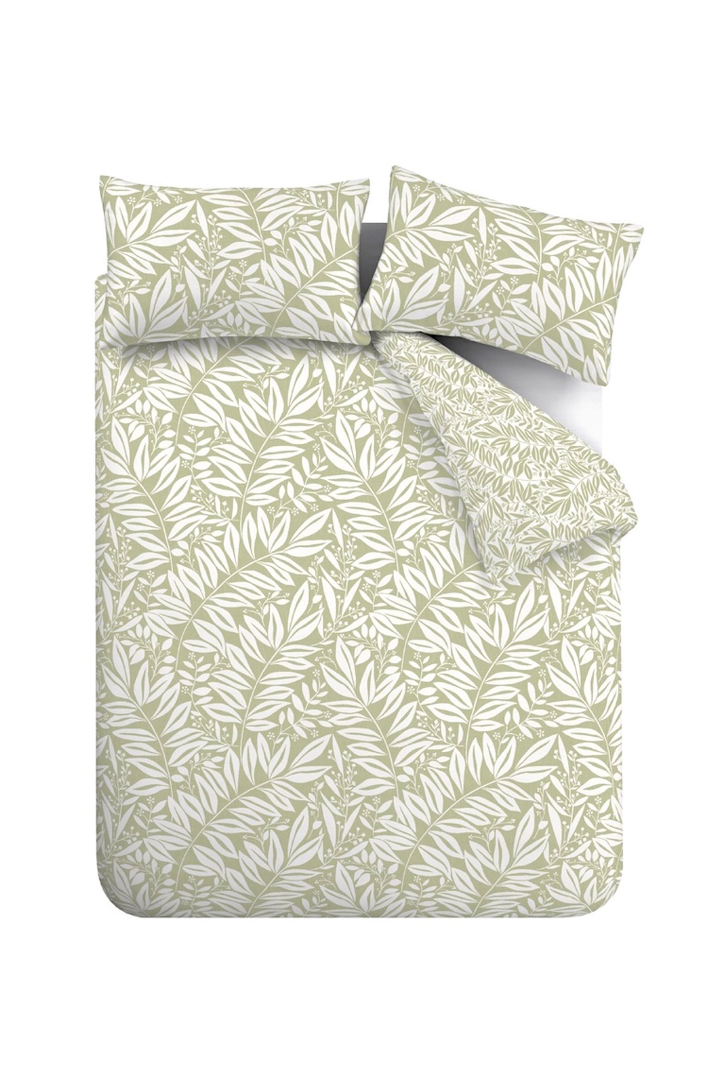 Catherine Lansfield 'Sorrel Leaf' Reversible Duvet Cover Set in Green 6