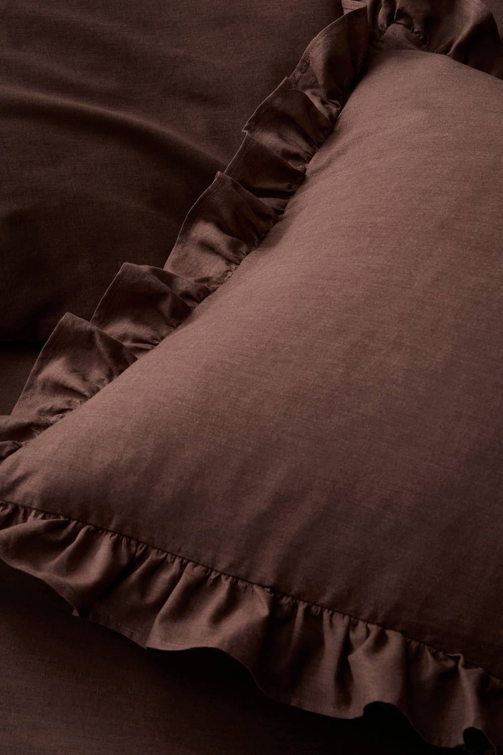 Appletree 'Cassia Frill' 100% Cotton Relaxed Look Duvet Cover Set in Chocolate 3