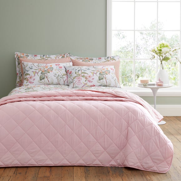 Helston Quilted Bedspread