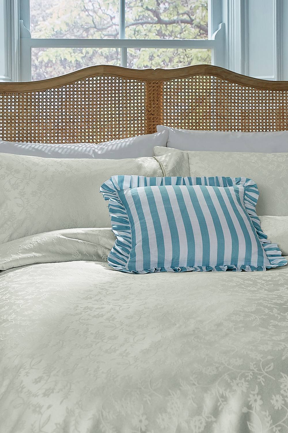 Helena Springfield 'Floral Trail' Jacquard Duvet Cover Set in Ivory 2