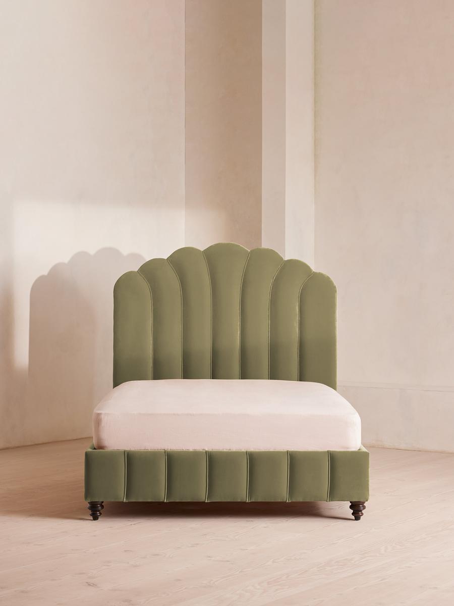 Manette Bed, Emperor, Velvet Lichen