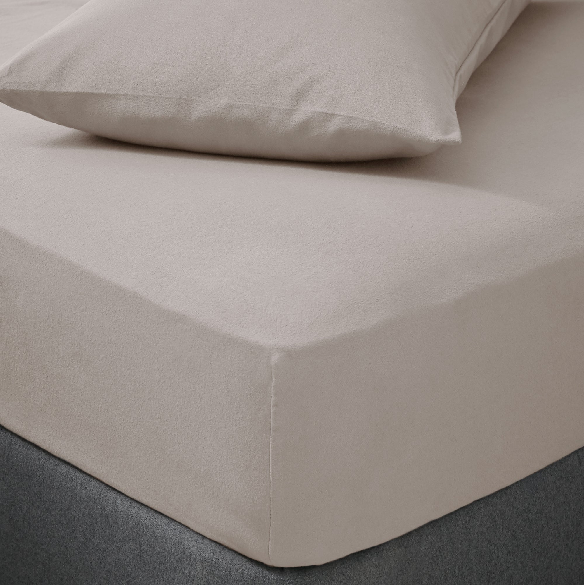 Soft & Cosy Luxury Brushed Cotton Fitted Sheet Brown