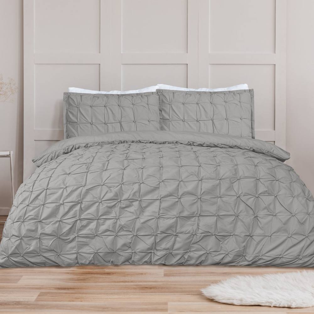 Smart Living Luxury Super Soft Stylish Rouched Pleat Duvet Cover with Pillowcases in Light Grey